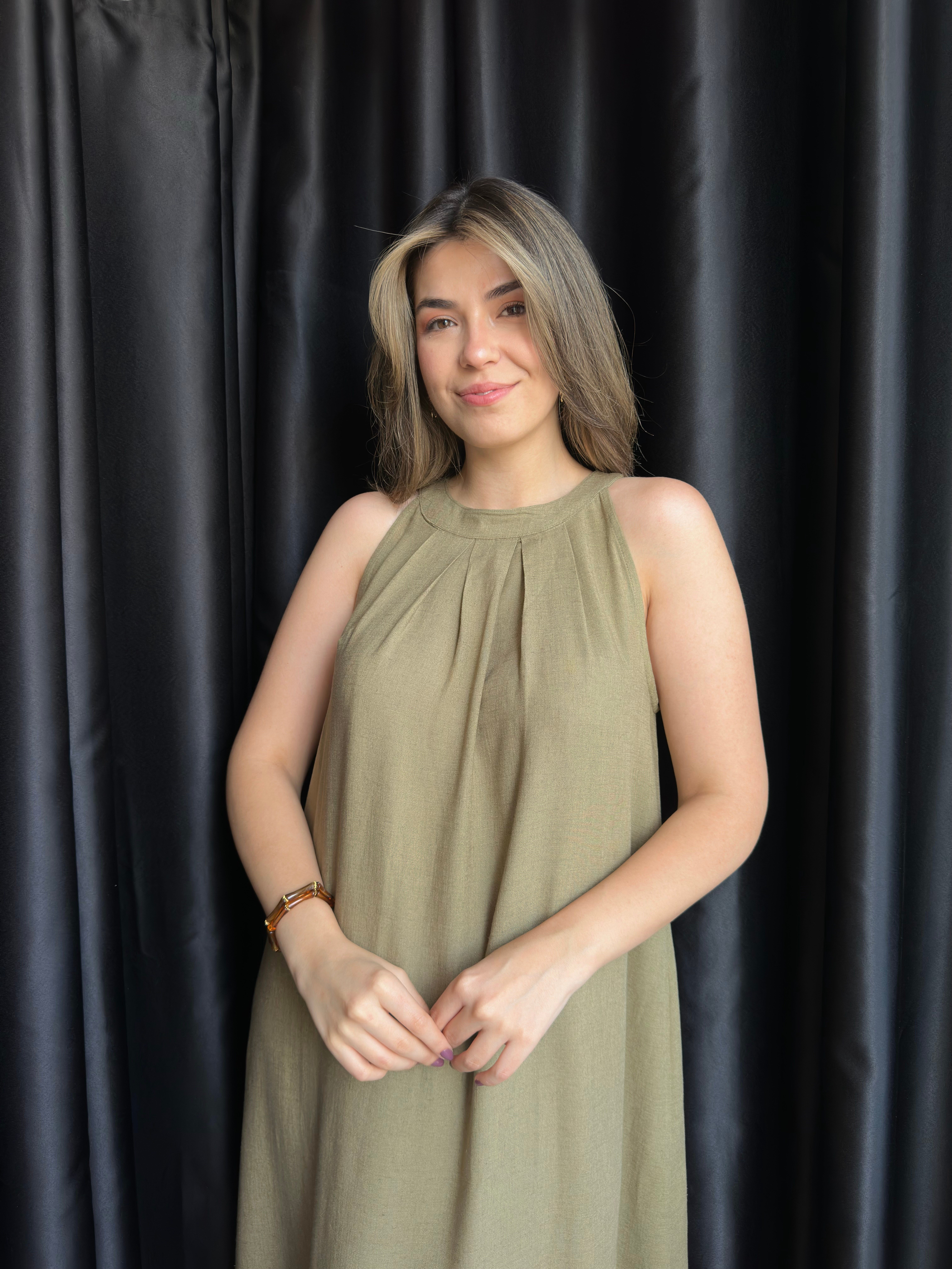Keten Haki Yeşili Halter Yaka Pileli Elbise 