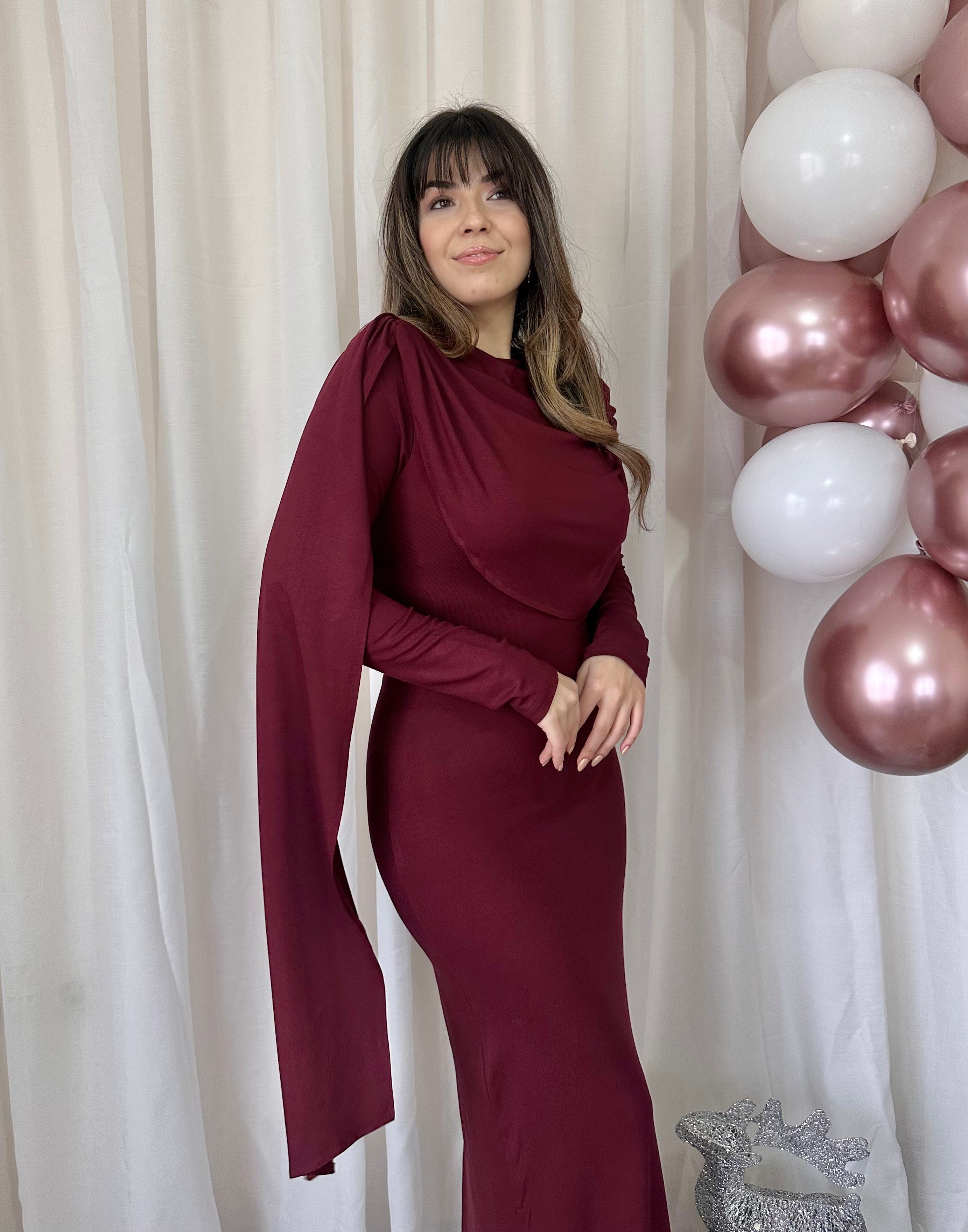 Tali Pelerin Detaylı Bordo Elbise