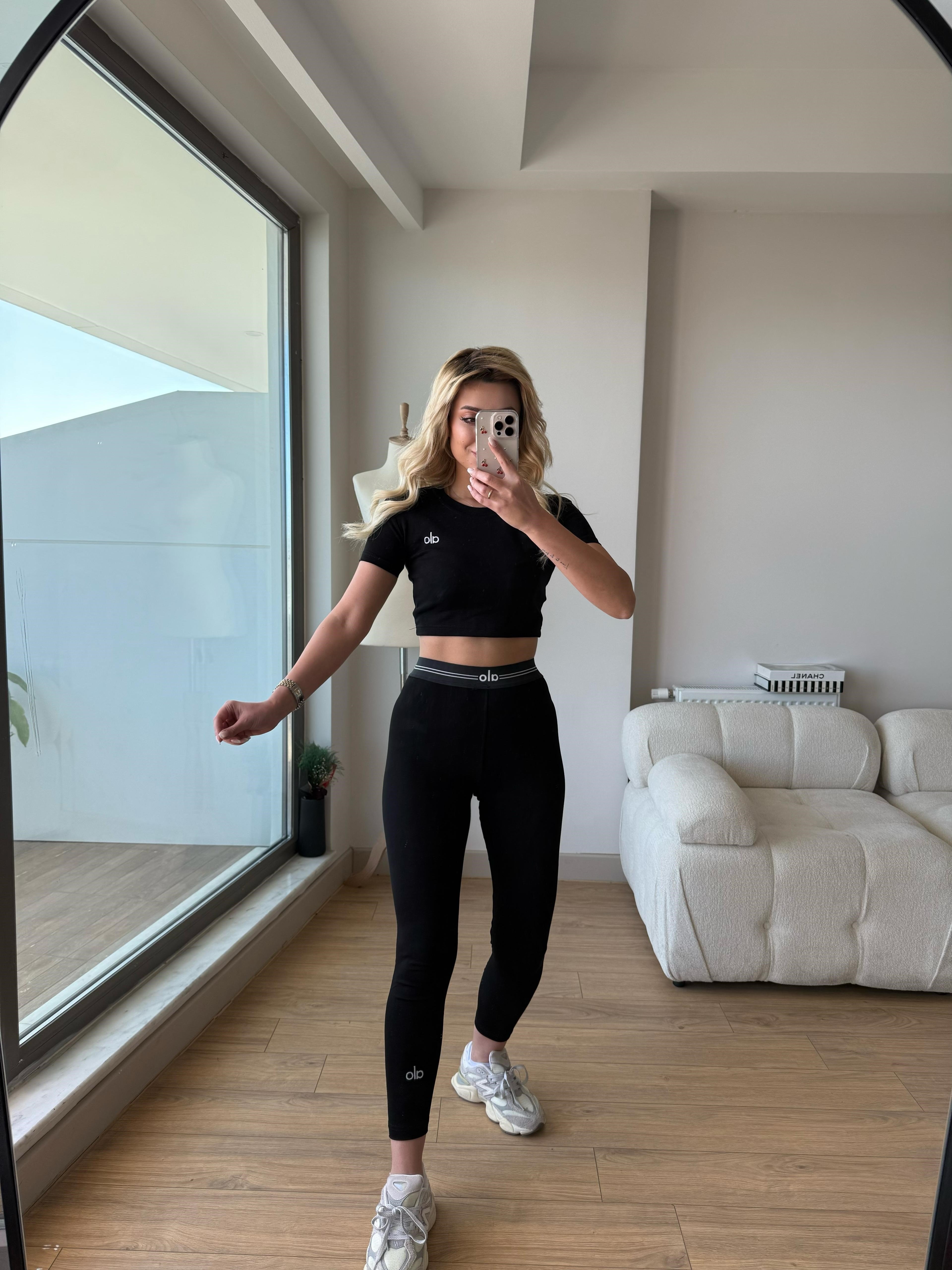 Alo crop takım siyah