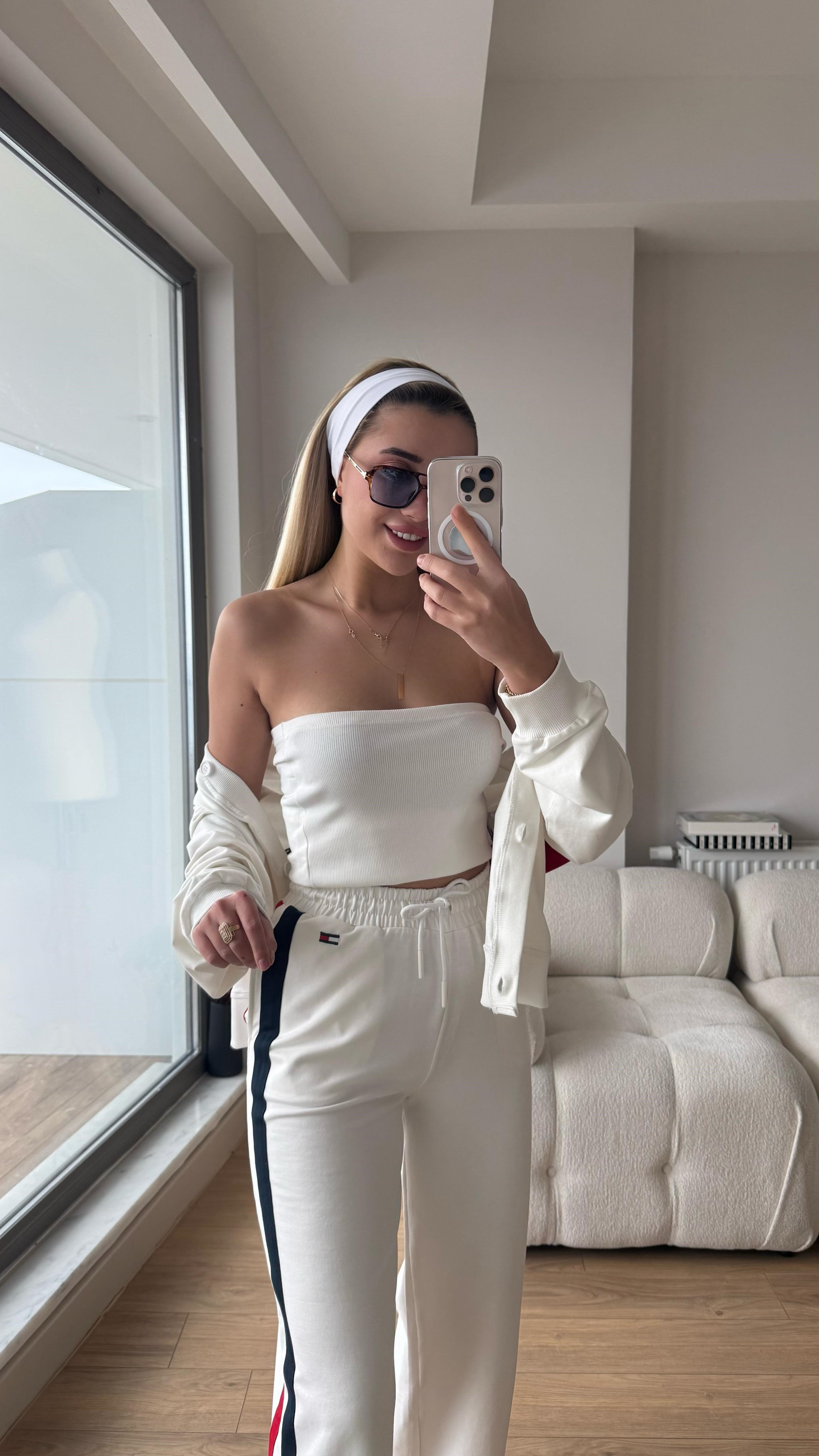 girl takım krem
