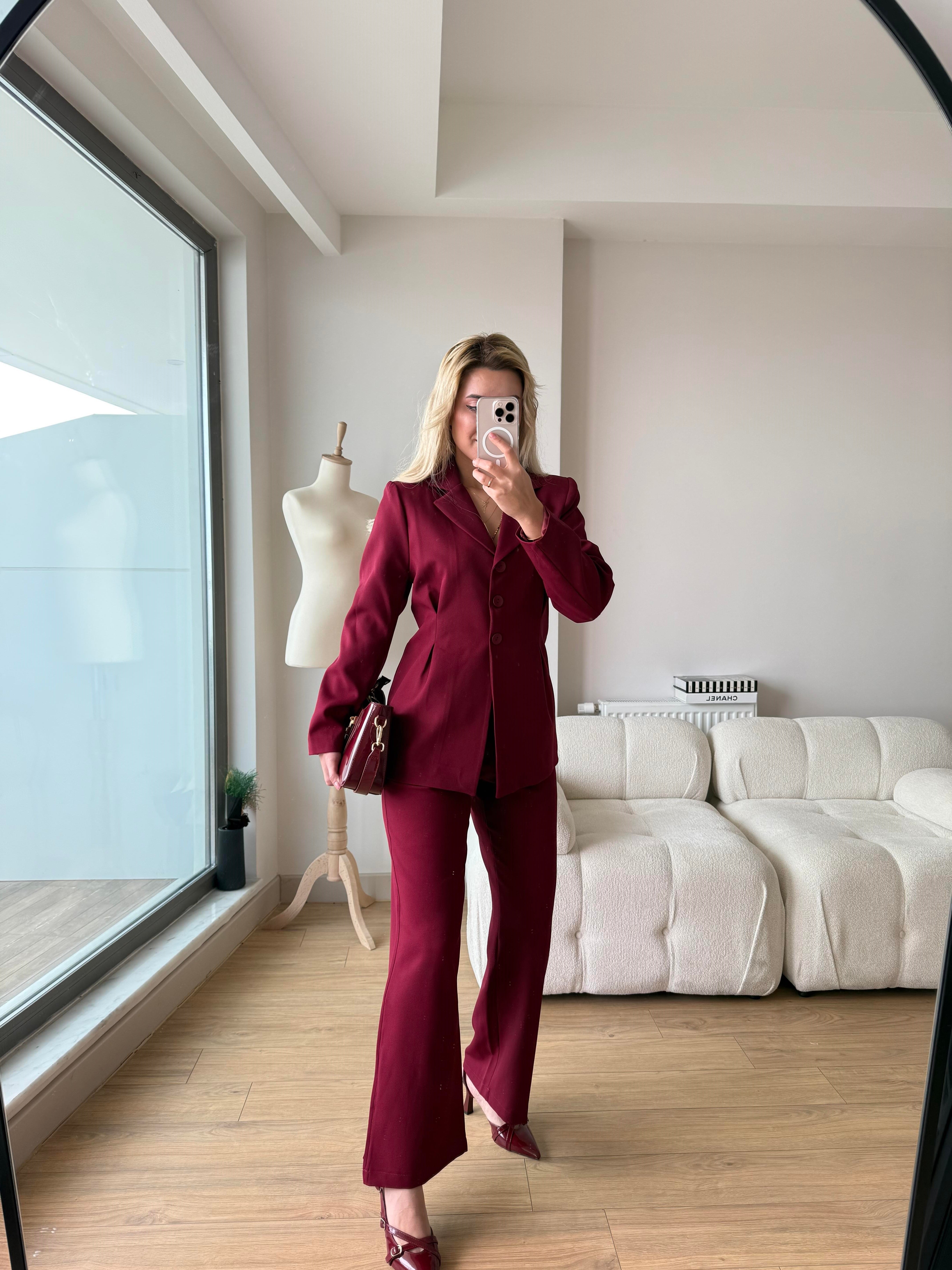 Klasik takım bordo