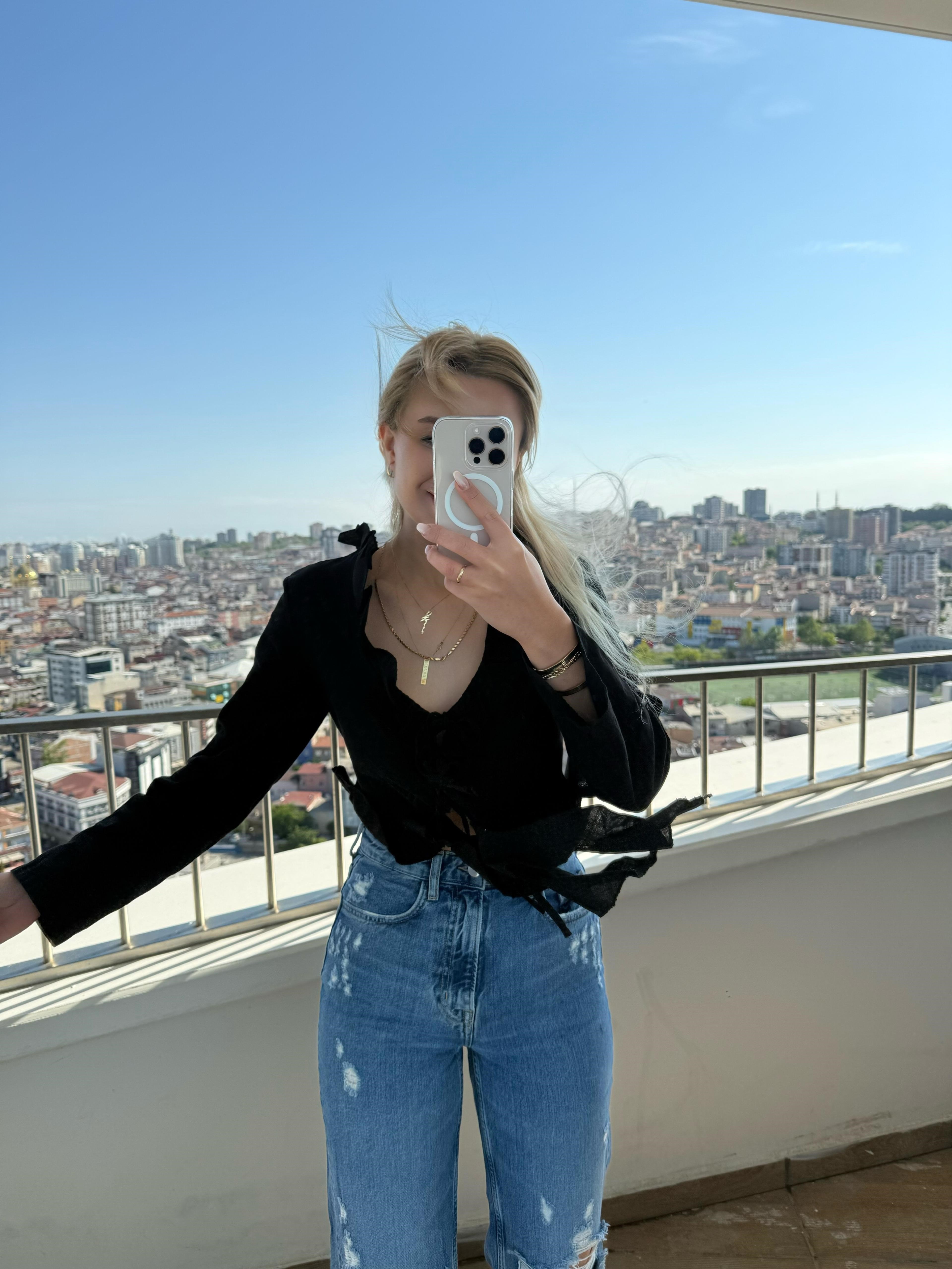 Mom jean yırtmaçlı