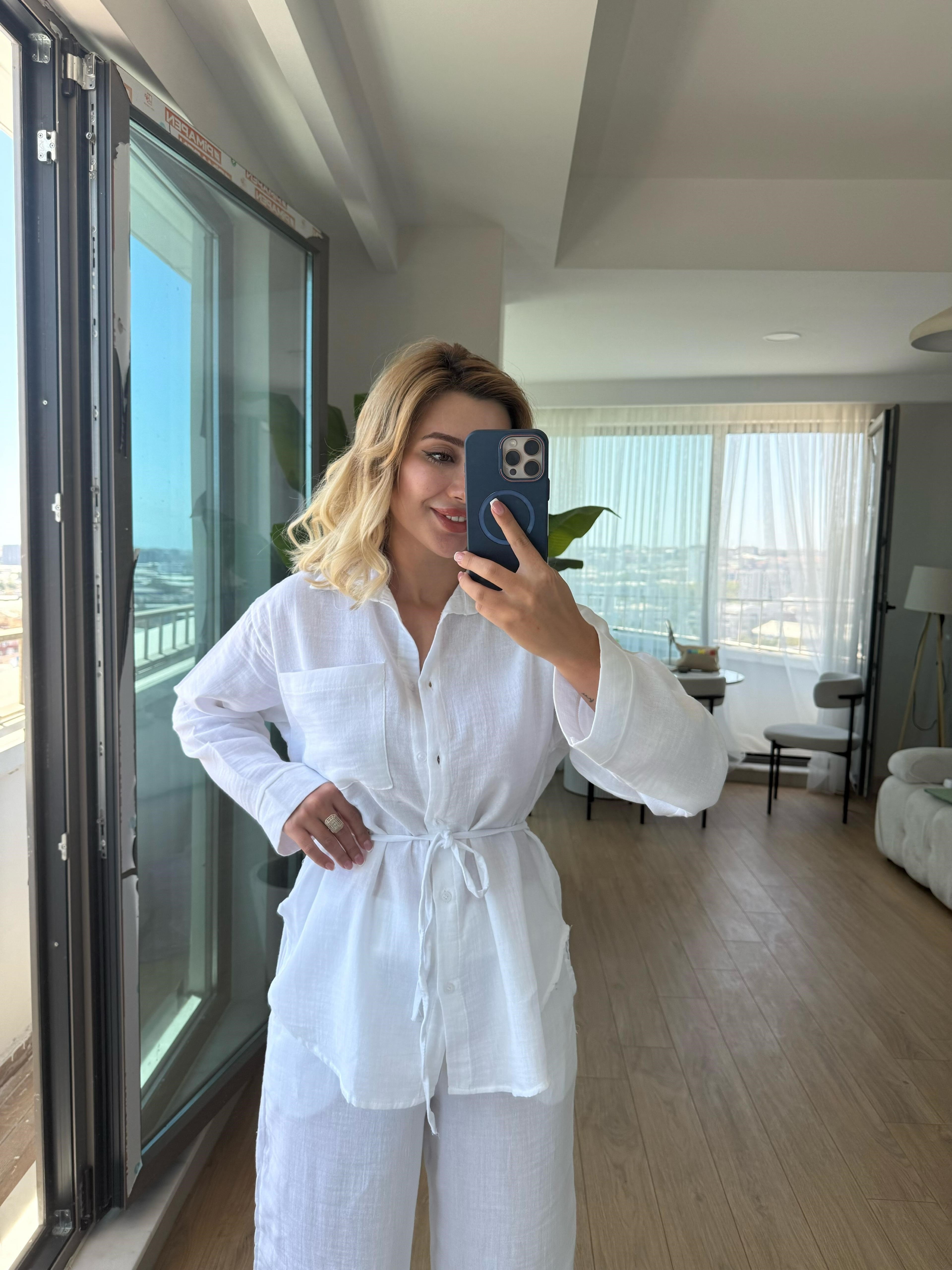 Müslin düğme takım beyaz