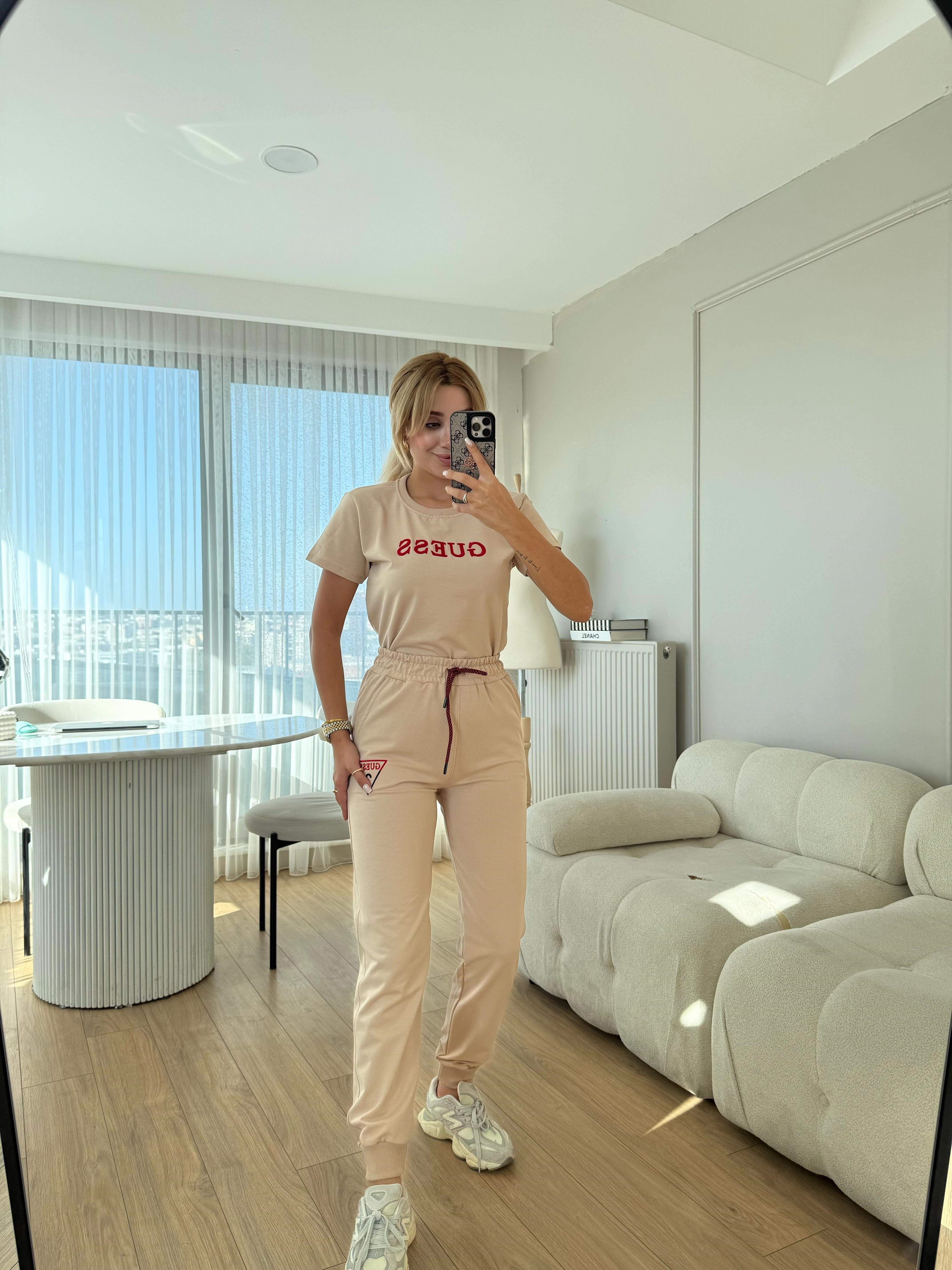 NAKIŞLI 3'LÜ TAKIM KREM