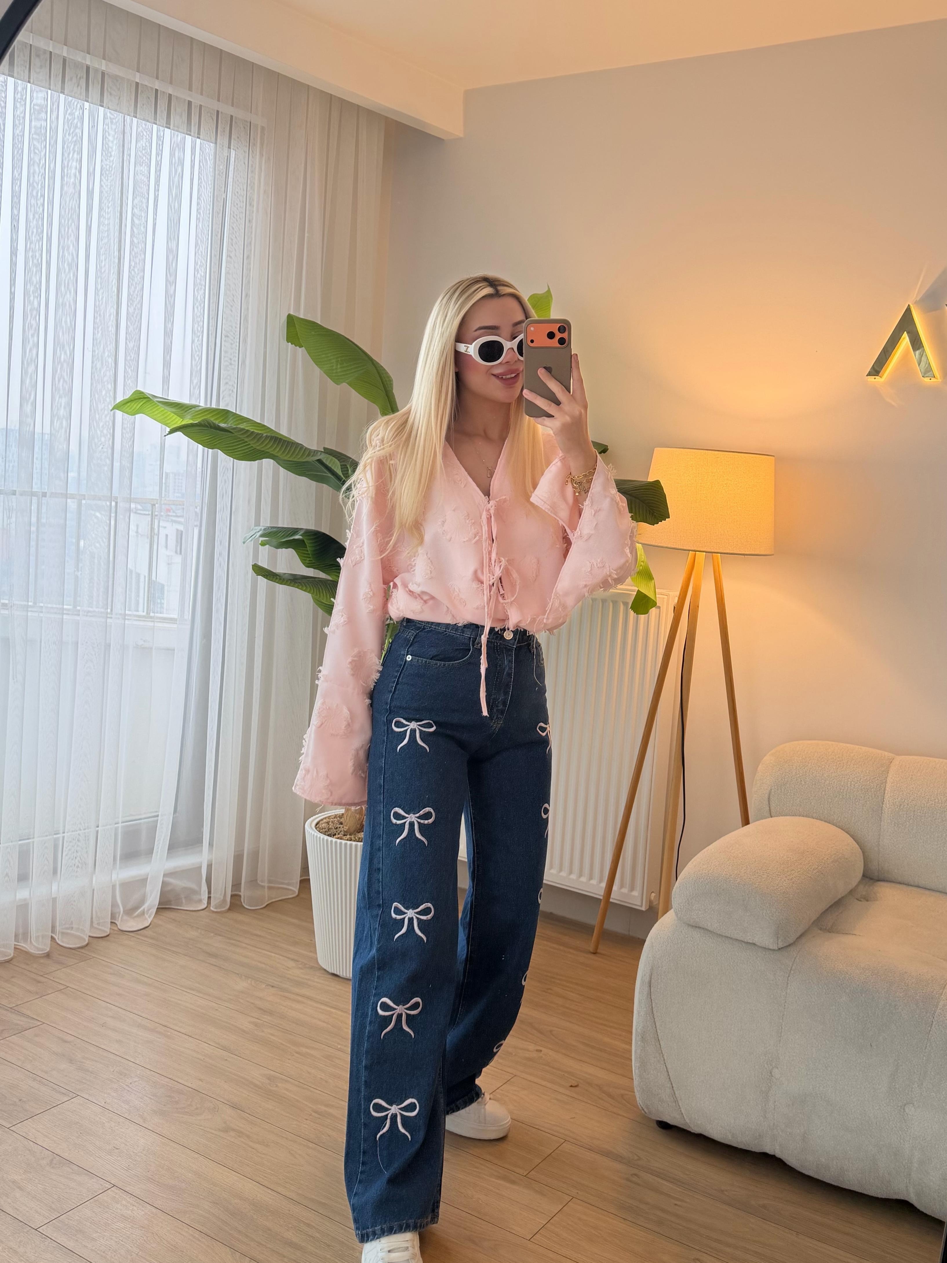 PEMBE FİYONKLU JEAN