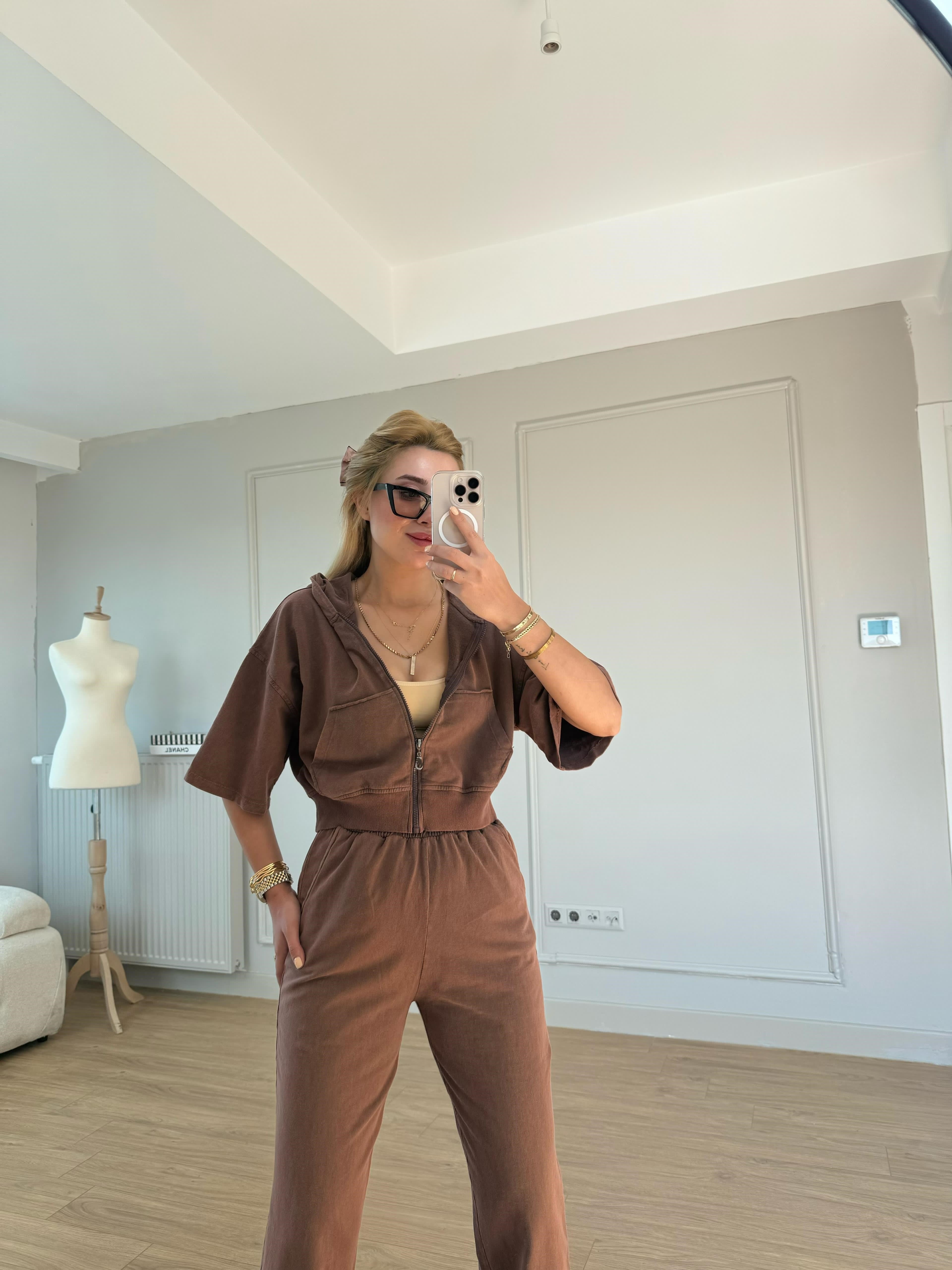 Premium kapşonlu kahverengi