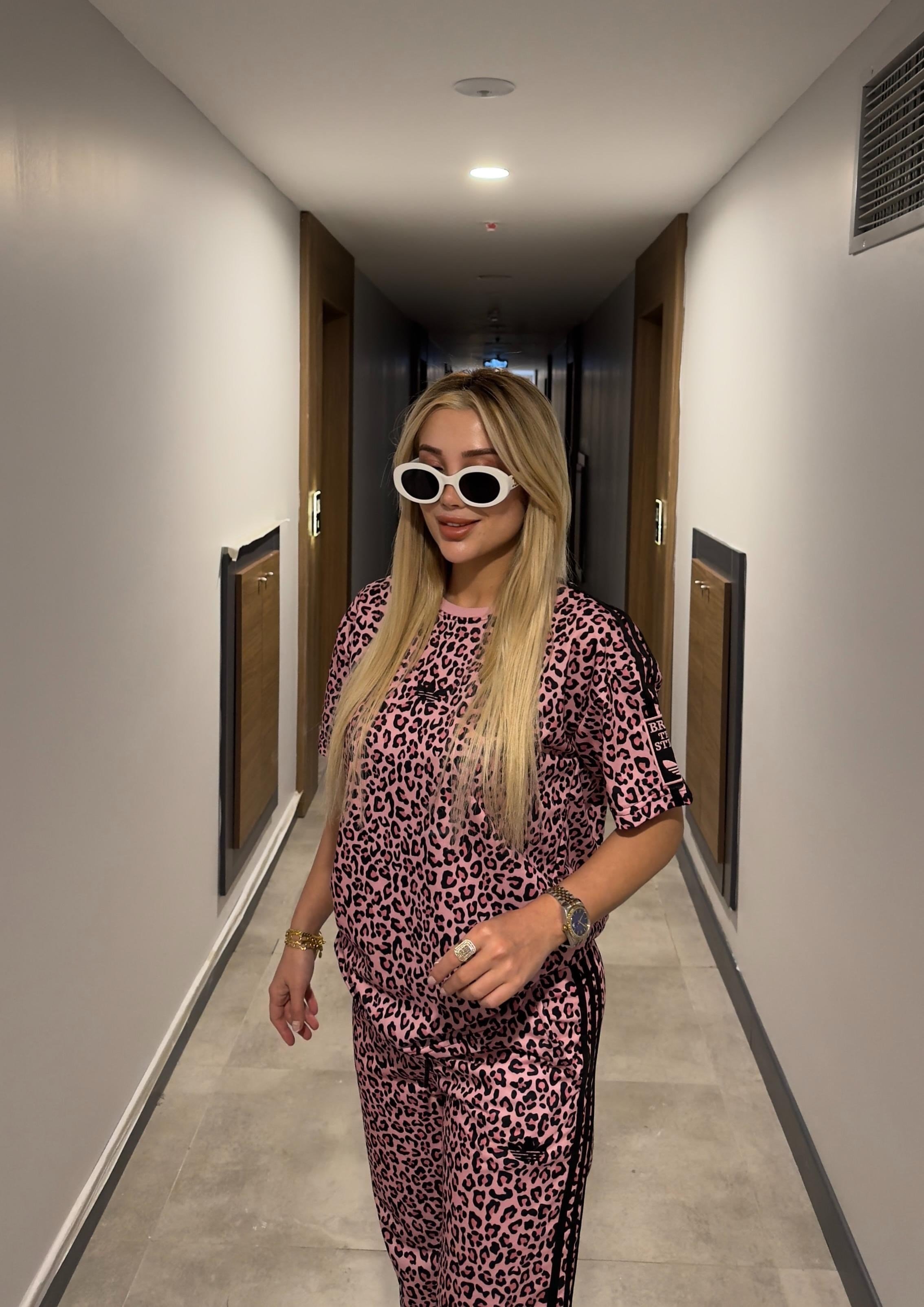 SİSİ TİŞÖRT TAKIM PEMBE