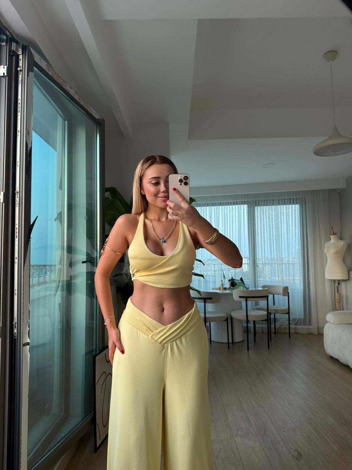 Tasarım modal takım sarı