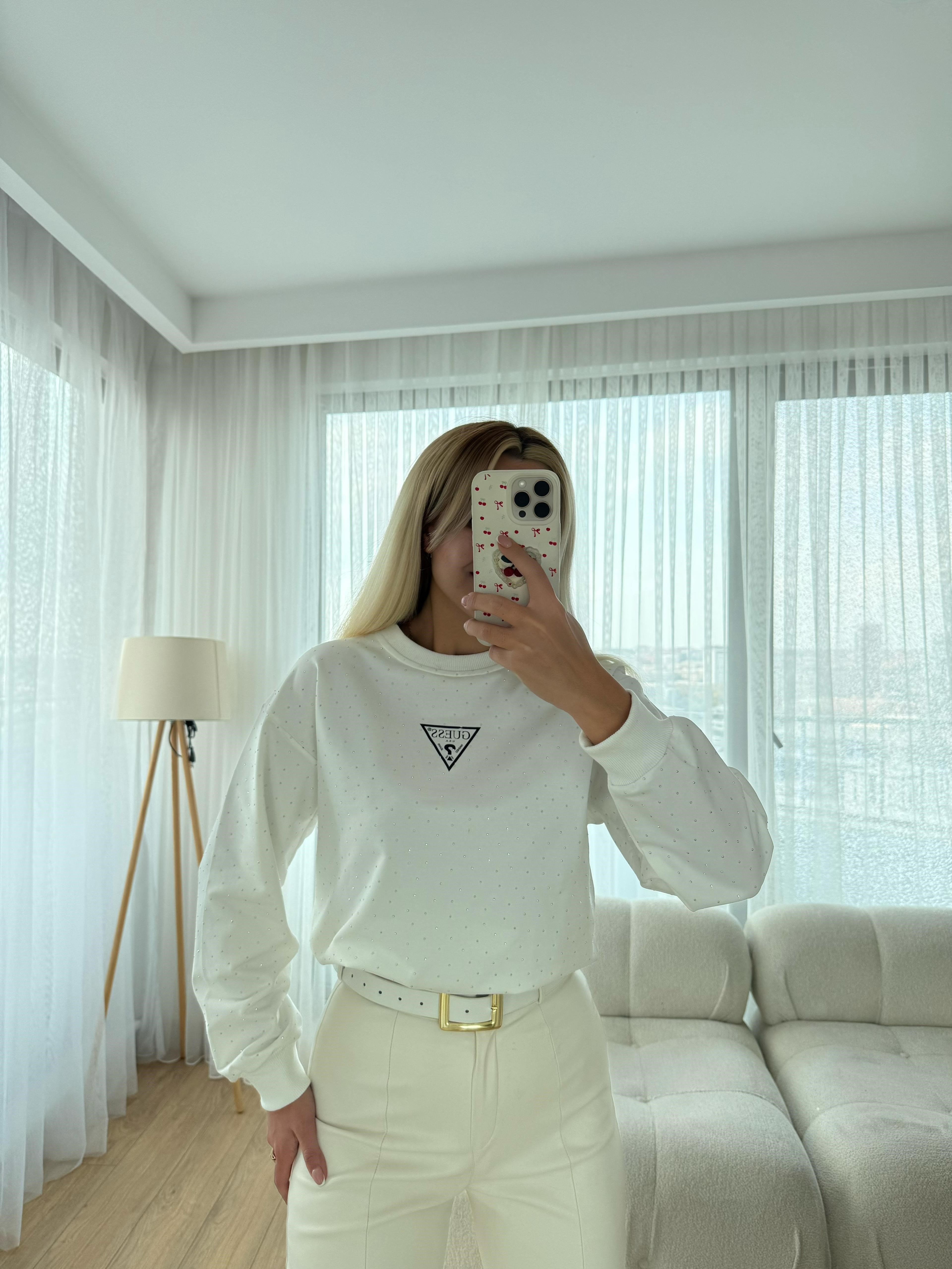 Taşlı sweat beyaz