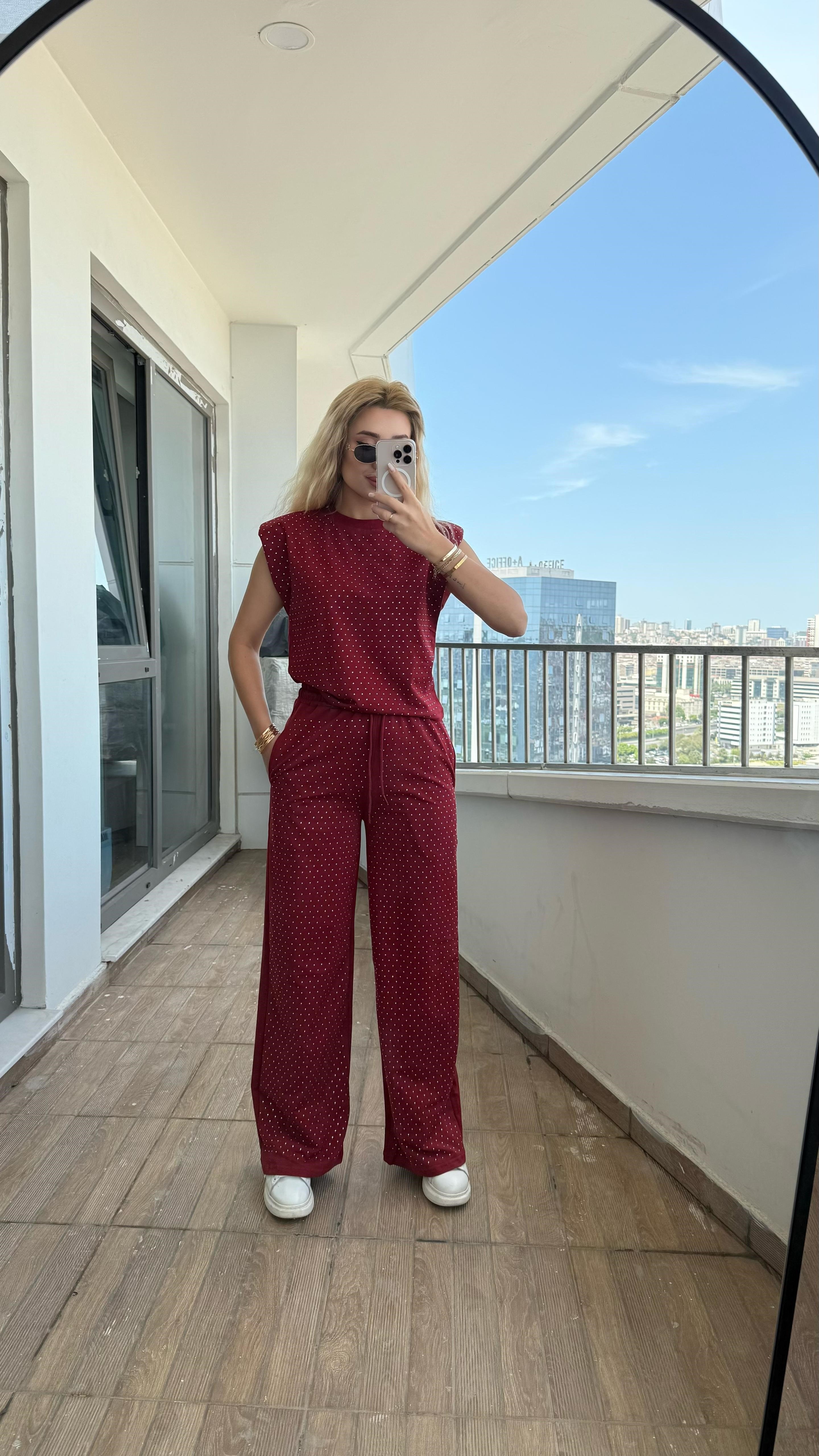 Taşlı tasarım takım bordo