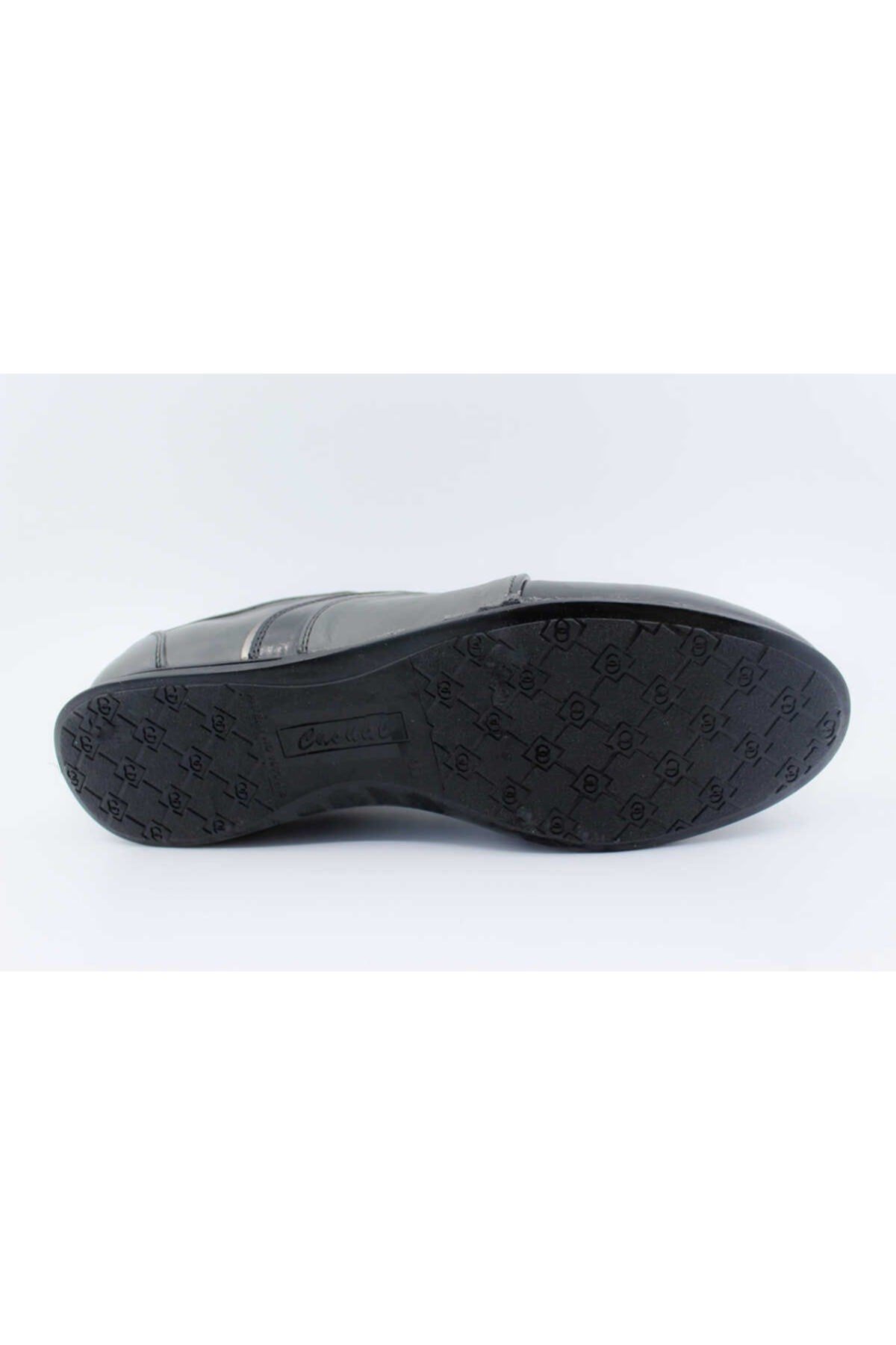 Füme Gri Rugan Deri Sneaker Ayakkabı 01708991n04