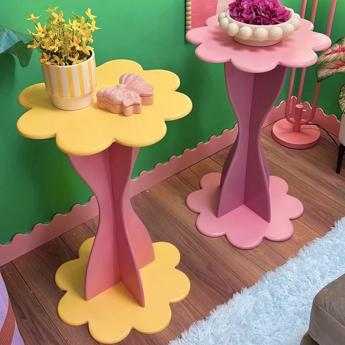 Bloom Yüksek Yan Sehpa / Çiçek Formlu Köşe Standı (95 cm) 1 Adet
