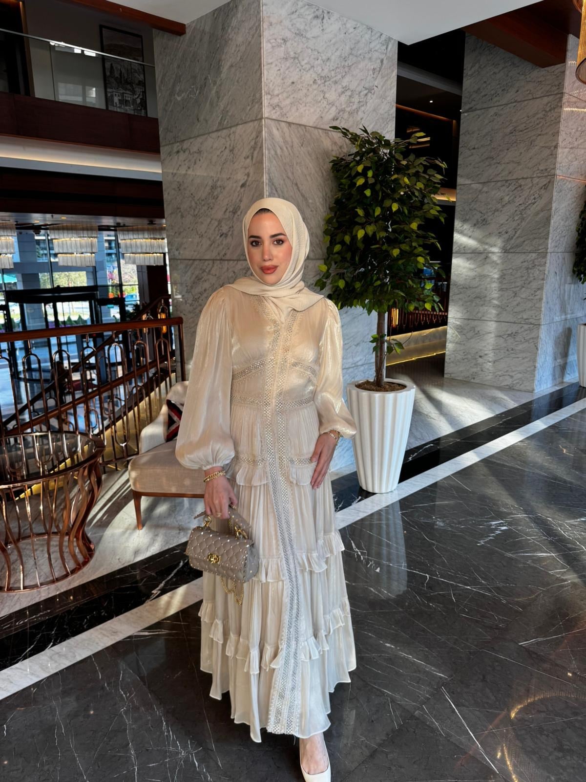 SWAROVSKİ ELBİSE TAŞ