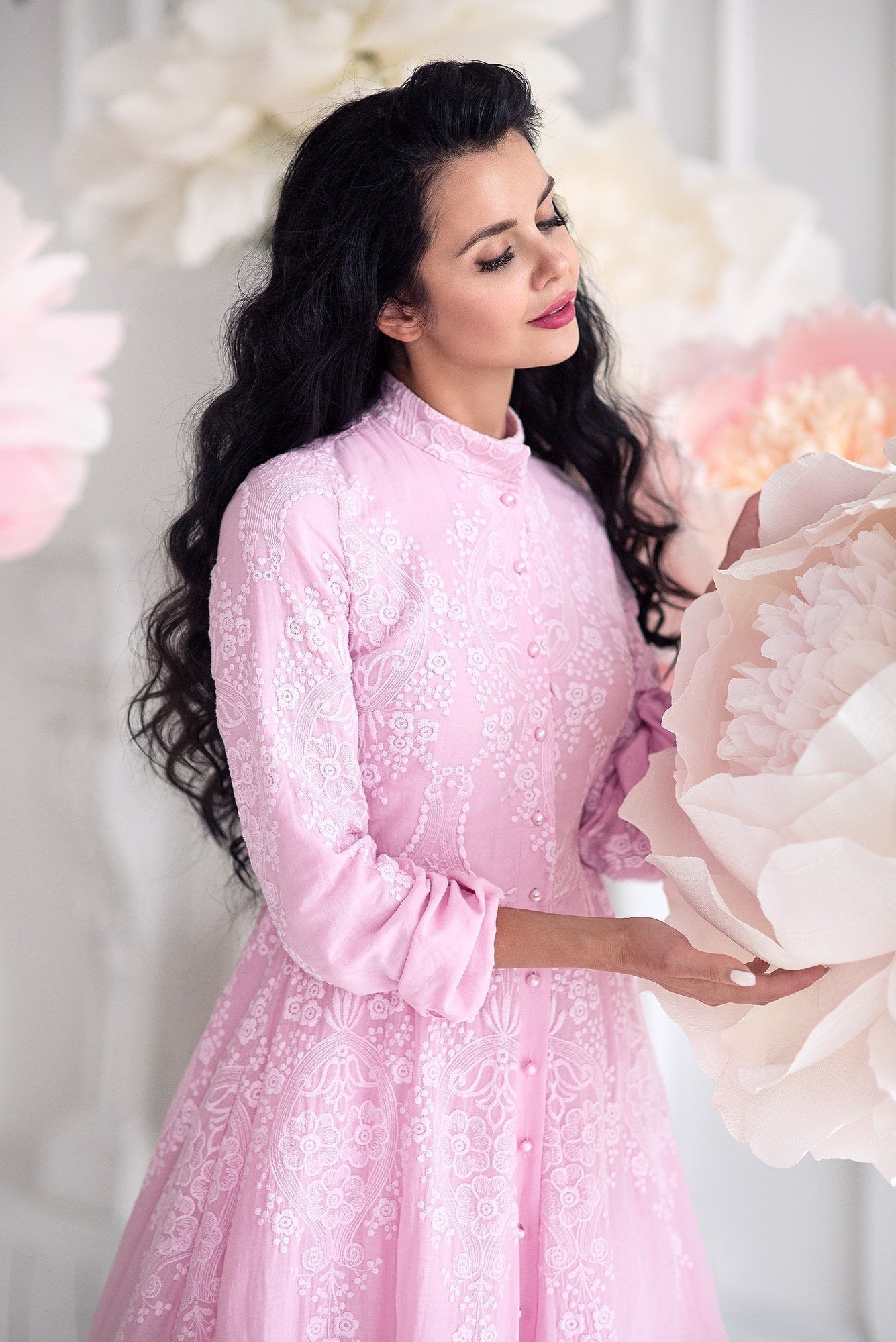Perla Rosa İnci Düğmeli Pembe Gül Desenli Kadın Elbisesi