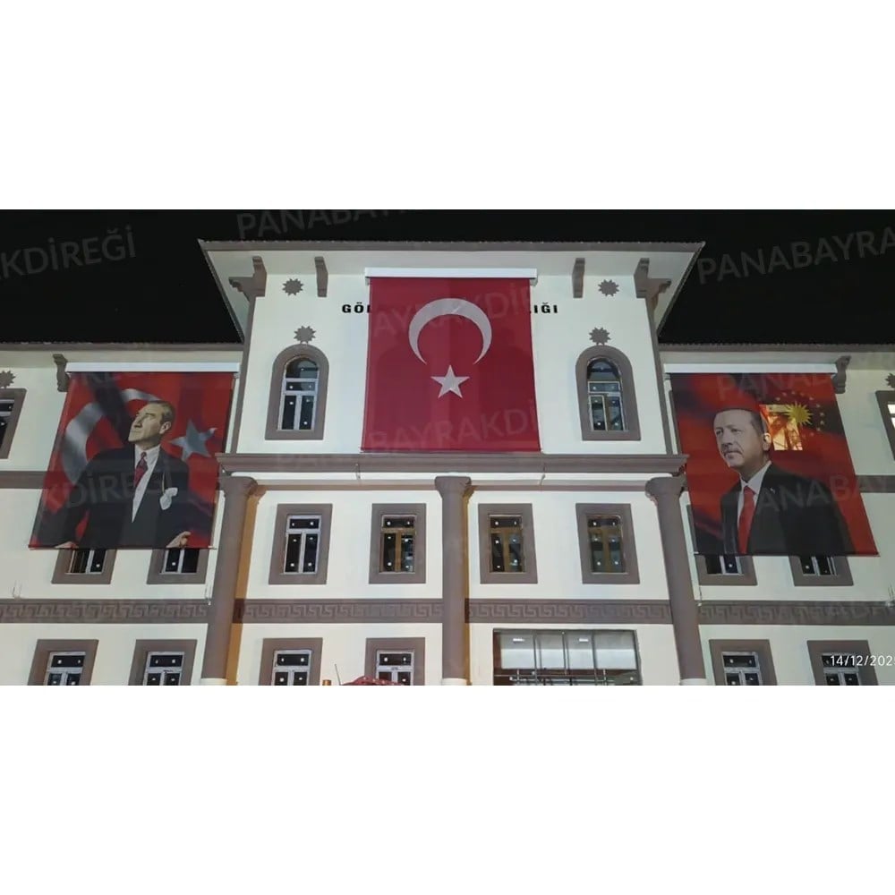 CEPHE BAYRAK ASMA SİSTEMİ OTOMATİK MOTORLU UZAKTAN KUMANDALI 300x450 CM