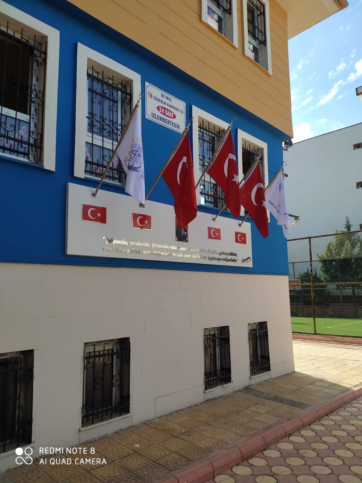 Duvar Tipi Bayrak Direği Ayyldız Dahil (115 cm)