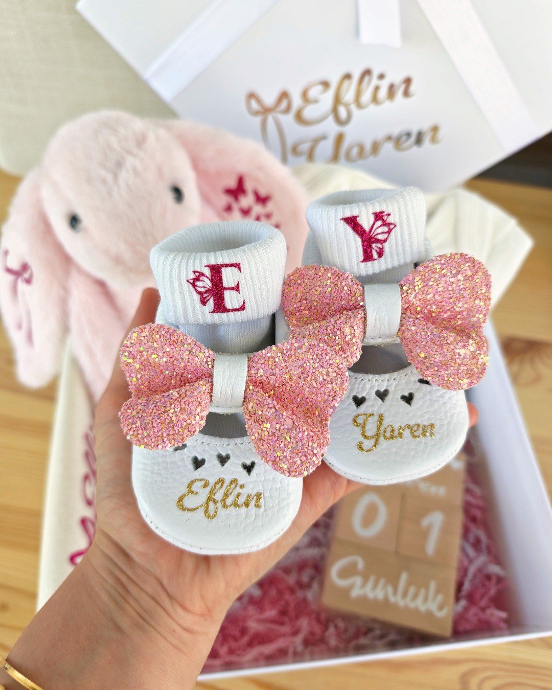 İsme Özel Bebek Seti ve Yeni Doğan Hediye Kutusu
