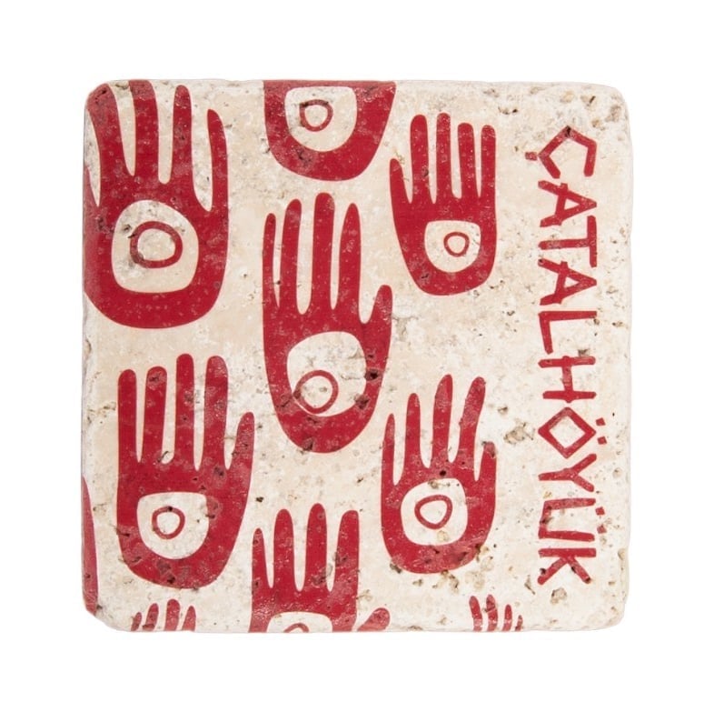 Çatalhöyük El Motifli Traverten Pano – El Yapımı Dekoratif Pano