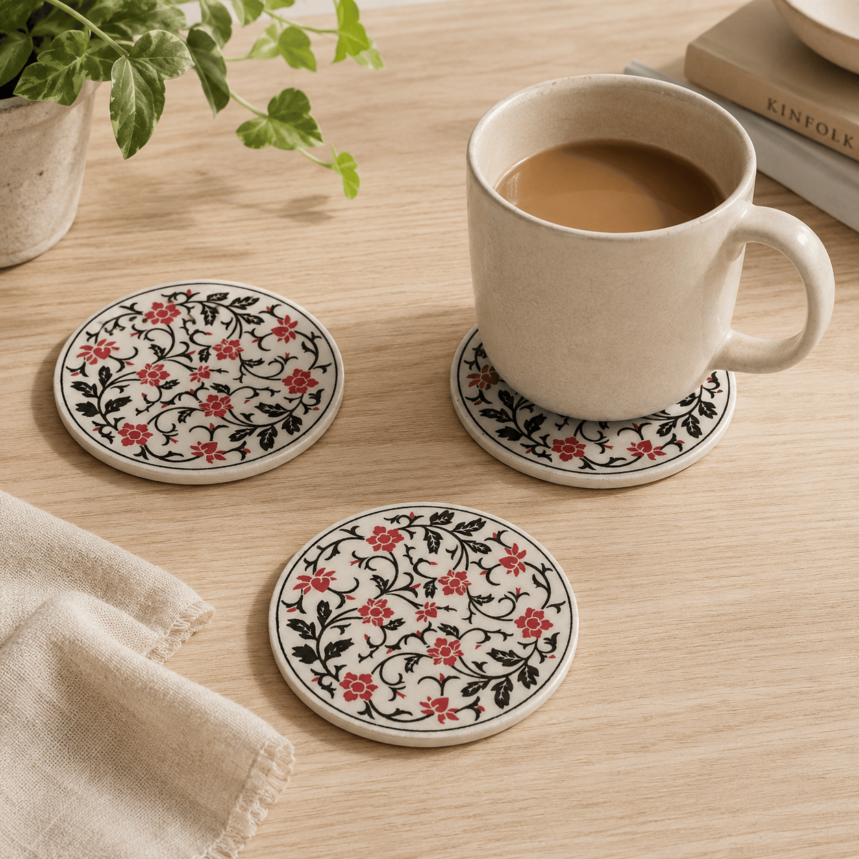 Çiçek Desenli Seramik Bardak Altlığı 4'lü Set