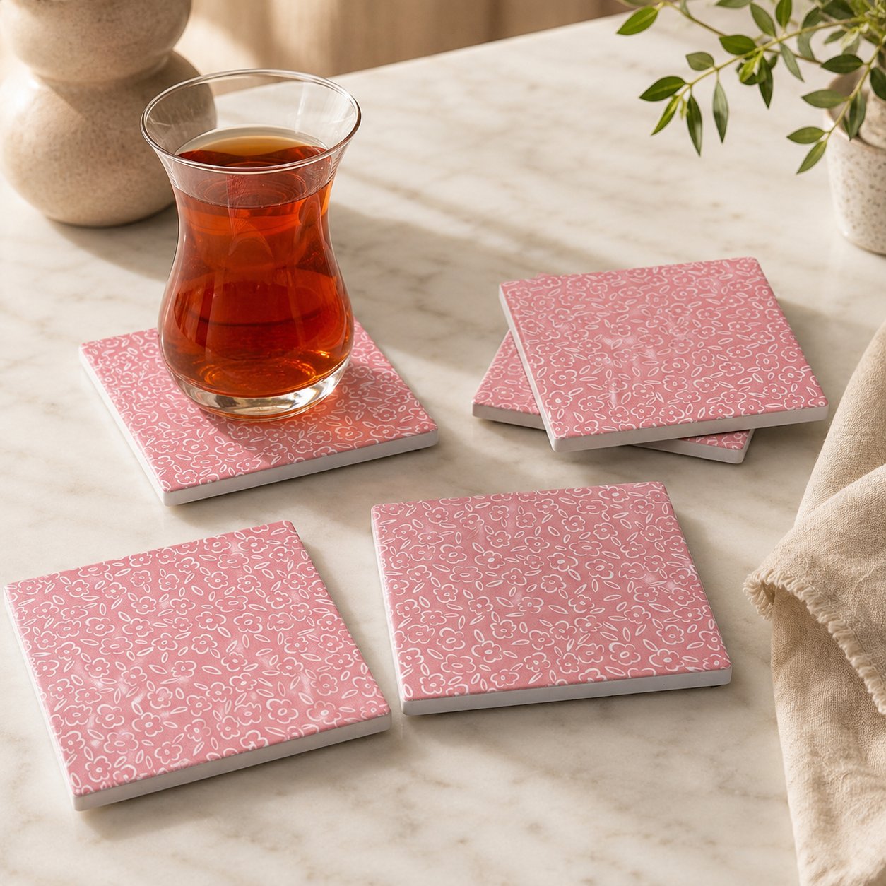 Çiçek Desenli Seramik Bardak Altlığı 4'lü Set