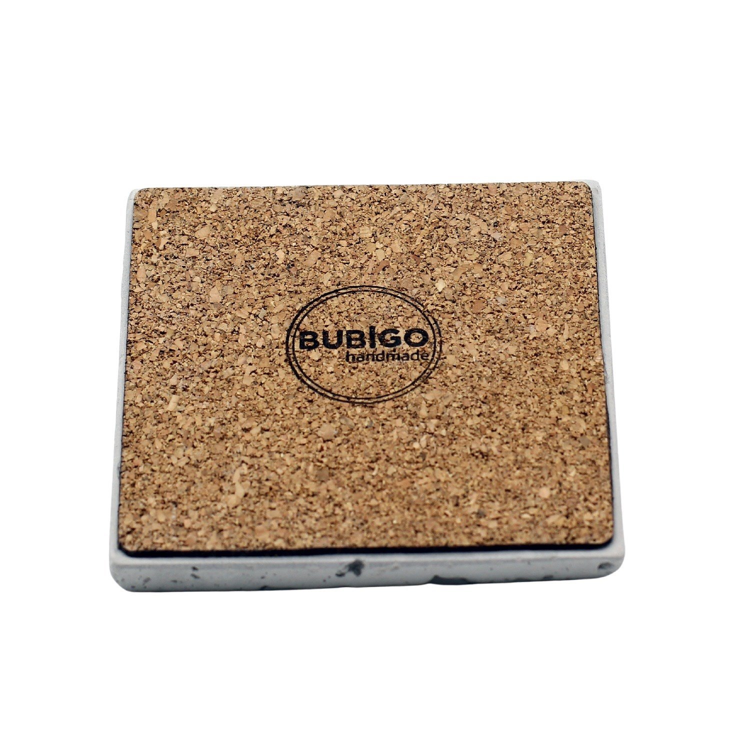 Kare Naturel Beton Bardak Altlığı 4’lü Set – El Yapımı Minimal Ofis & Ev Dekoru