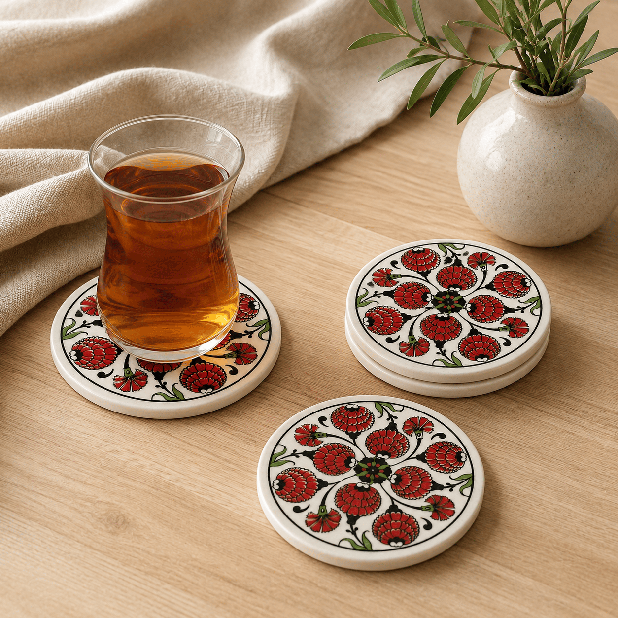 Kırmızı Desenli Seramik Bardak Altlığı 4'lü Set
