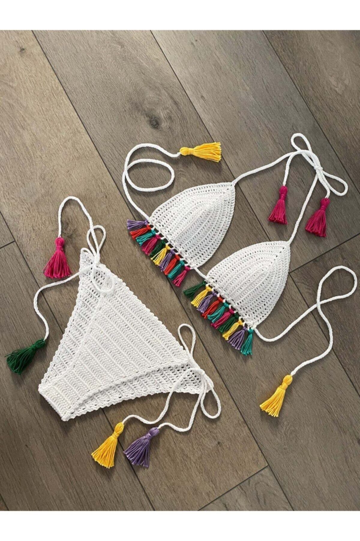Kadın Beyaz Tığ Örgü Püsküllü Bikini Takımı