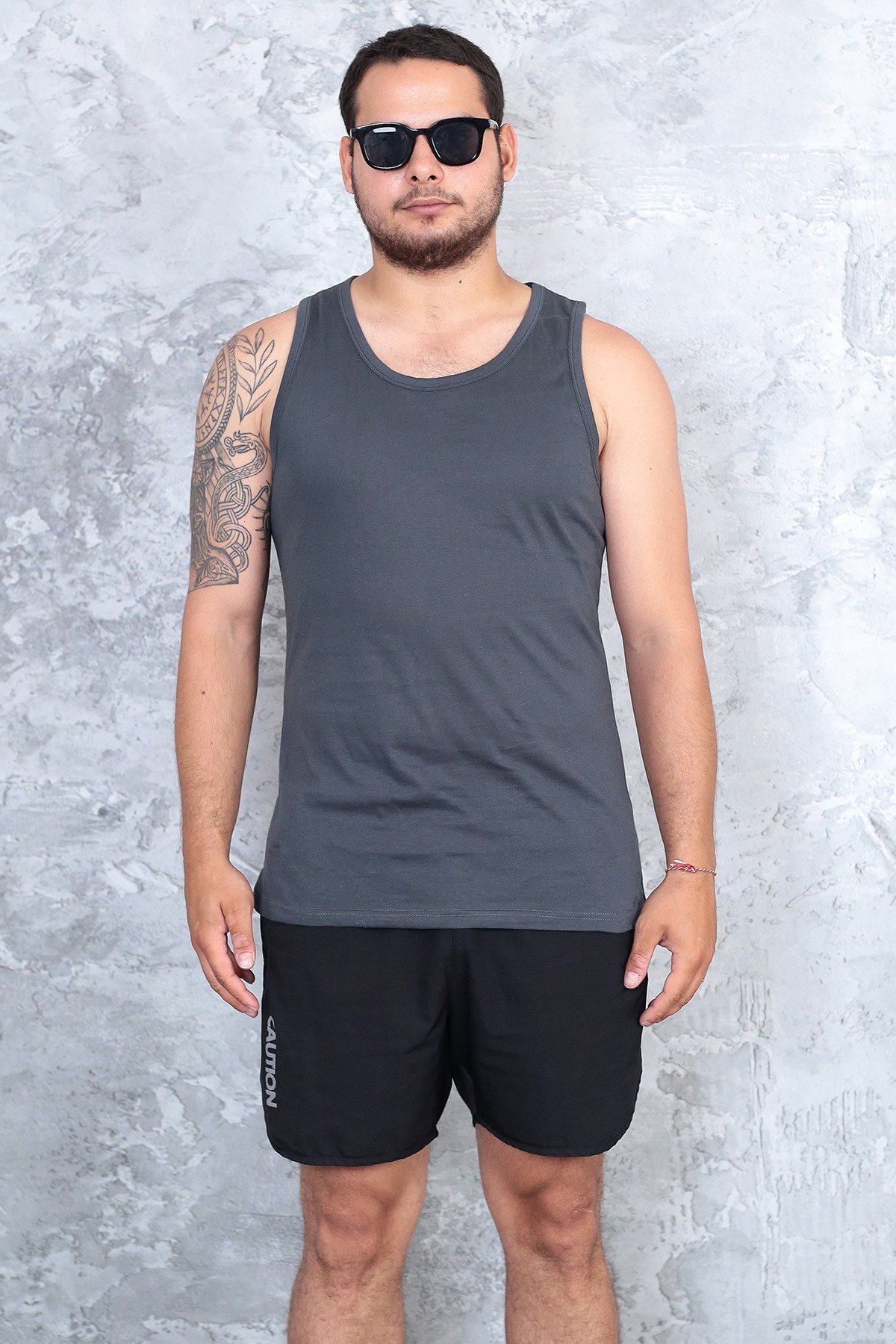 Erkek koyu gri %100 slim fit pamuk penye halter yaka sporcu atlet