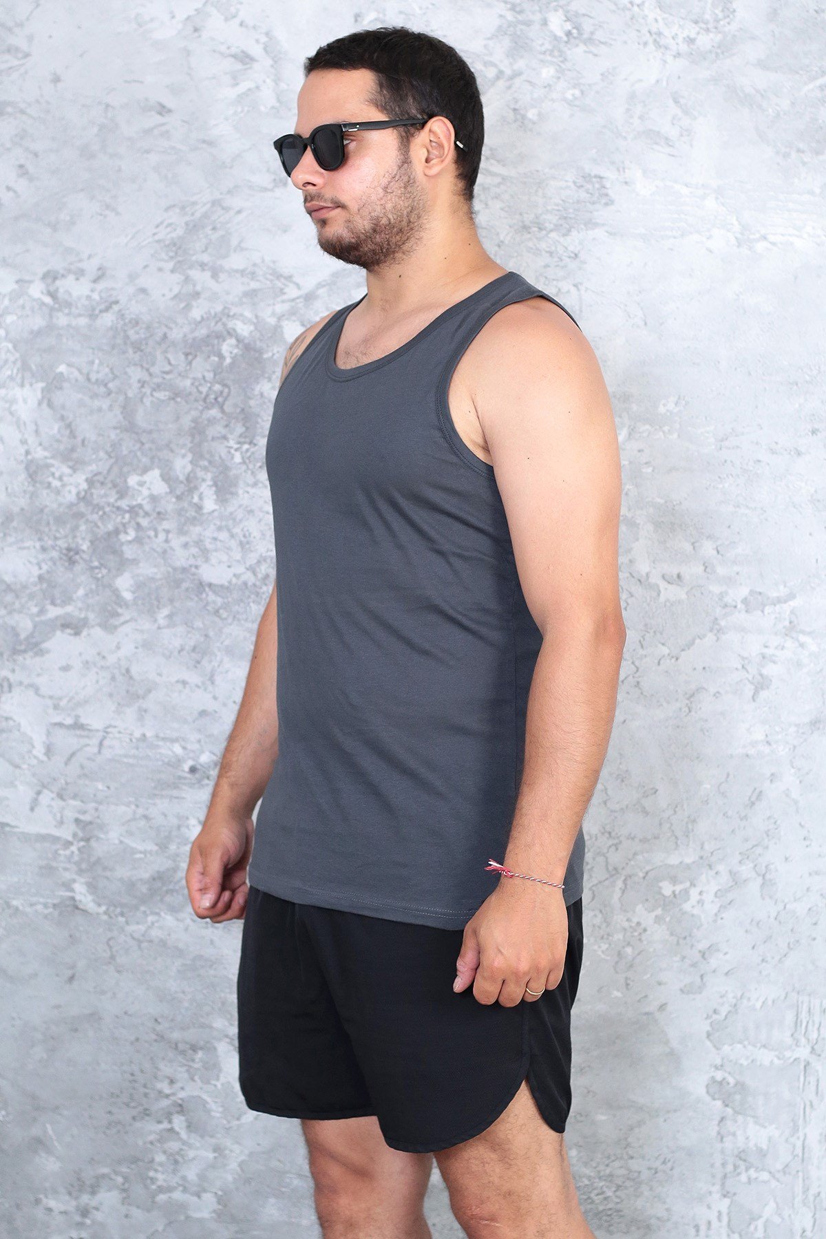Erkek koyu gri %100 slim fit pamuk penye halter yaka sporcu atlet