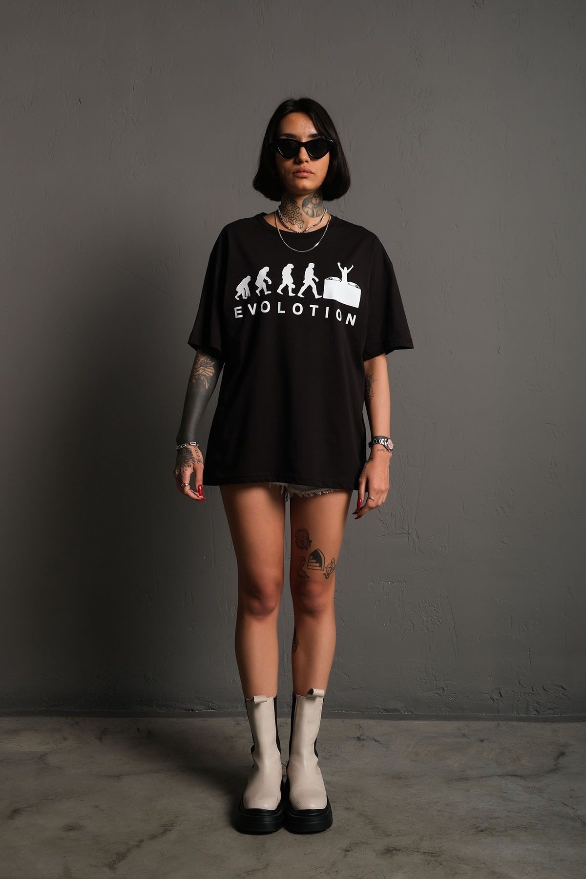 Siyah Oversize Evolution Baskılı Unisex Tişört