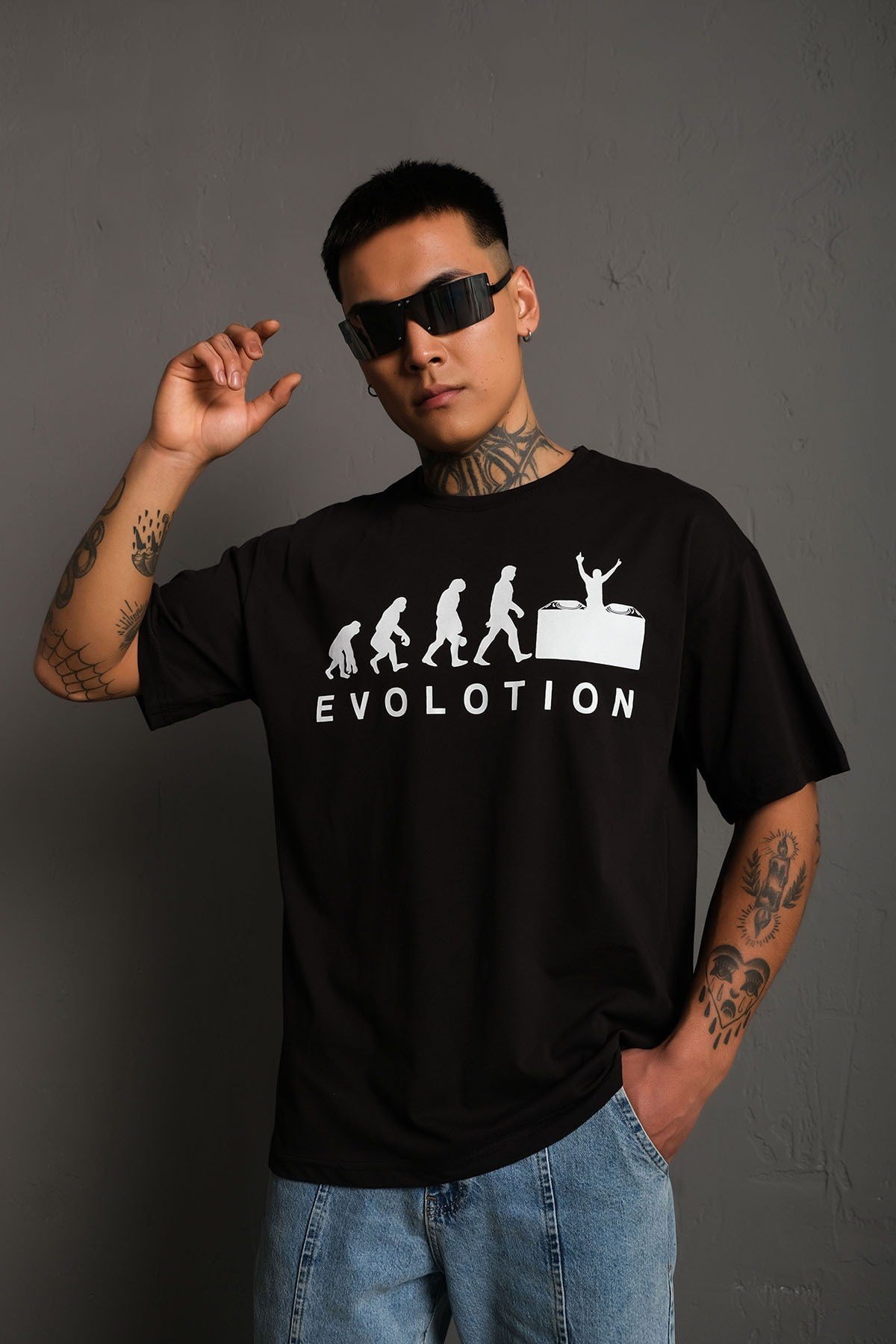 Siyah Oversize Evolution Baskılı Unisex Tişört