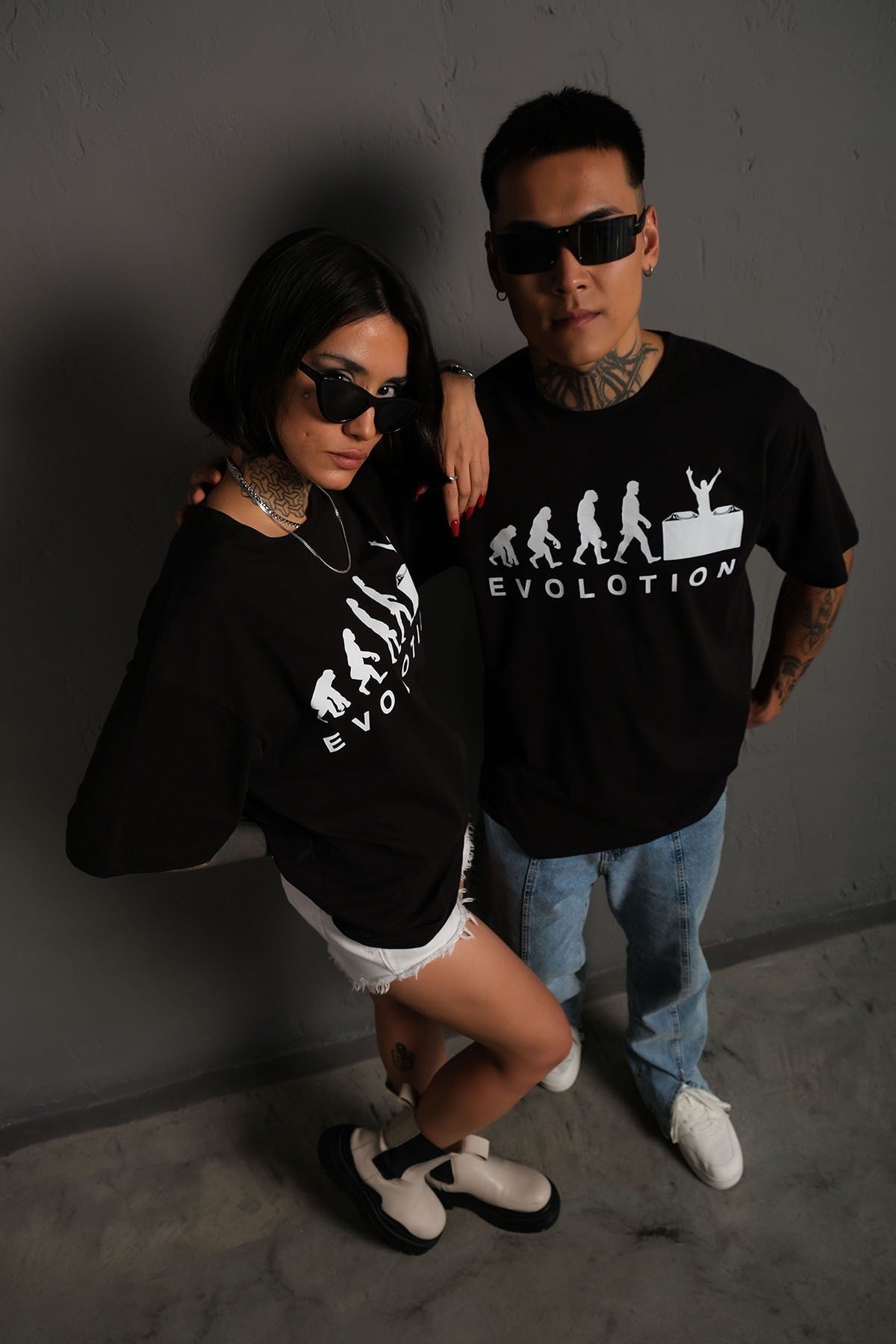 Siyah Oversize Evolution Baskılı Unisex Tişört