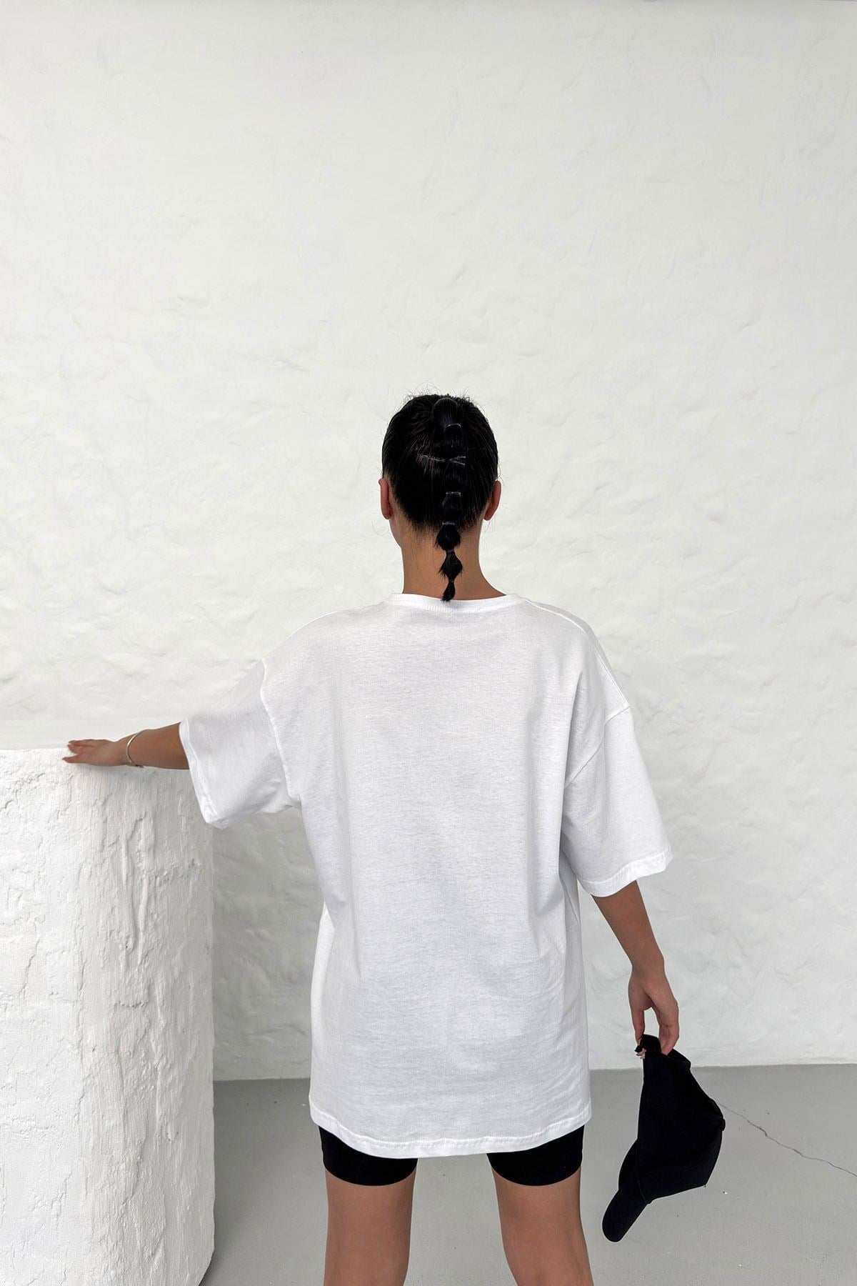 Unisex Beyaz Oversize Techno Maymun Baskılı Tişört