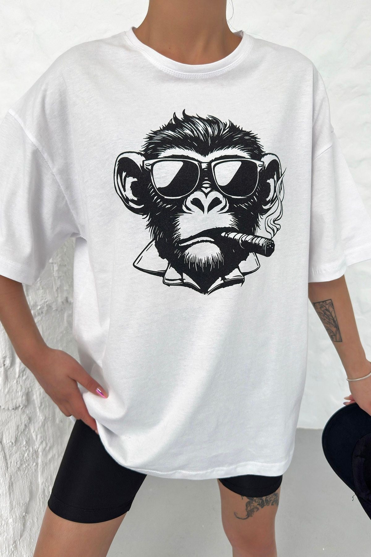 Unisex Beyaz Oversize Techno Maymun Baskılı Tişört