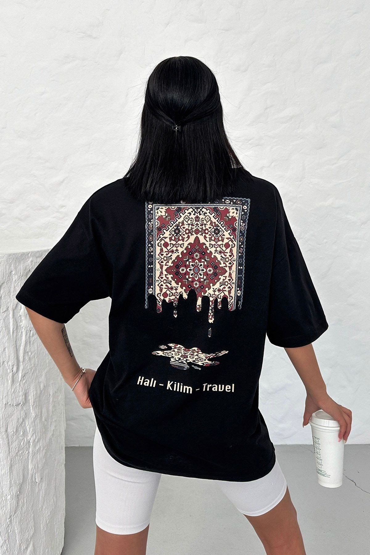 Unisex Siyah Oversize Halı Kilim Travel Desenli Techno Tişört
