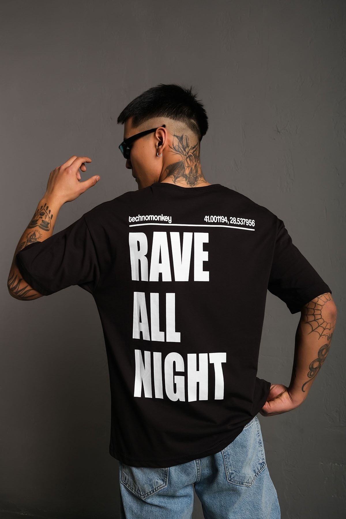 Unisex Siyah Oversize Rave All Night Baskılı Tişört