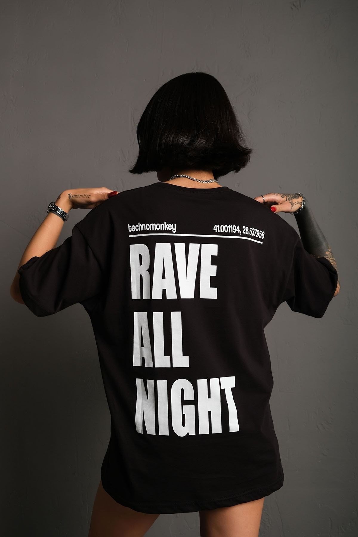 Unisex Siyah Oversize Rave All Night Baskılı Tişört