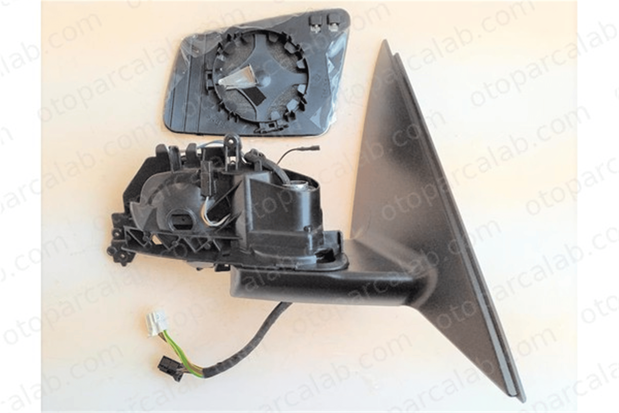 ART M009.9193 Dikiz Aynası Dış Sağ MERCEDES-BENZ C-SERISI C-SERISI T-Model A2048104076 A2128100221