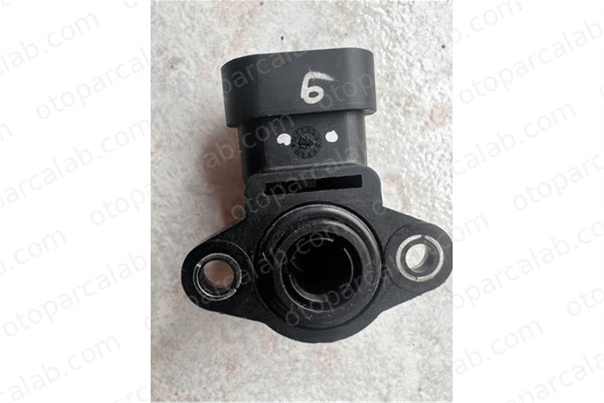 BOSCH 0 280 122 300 Gaz Kelebeği Sensörü