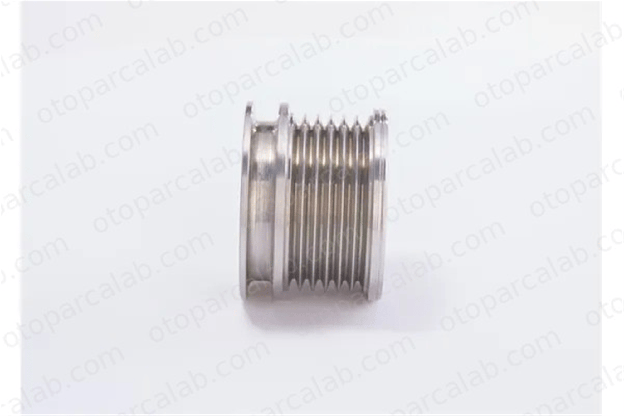 BOSCH 1 986 AE0 418 Alternatör Kasnağı MERCEDES-BENZ SPRINTER 3-t Panelvan/Van SPRINTER 3-t Platform şasi A6111550715 6111550715