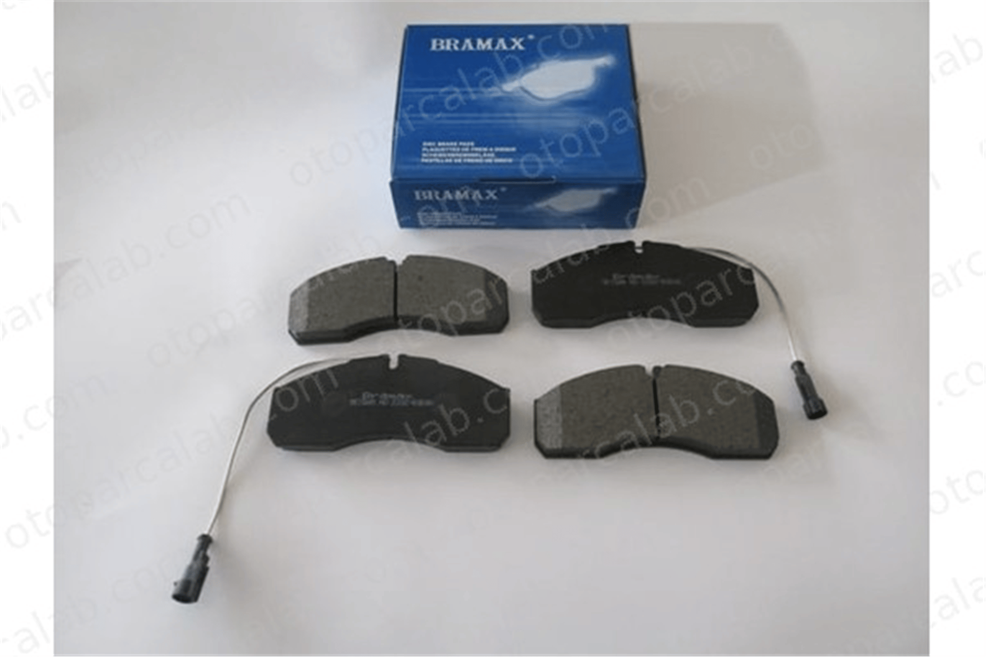 BRAMAX 2302-6350A Fren Disk Balata Ön MERCEDES-BENZ SPRINTER 5-t Platform şasi A0034204620 34204620