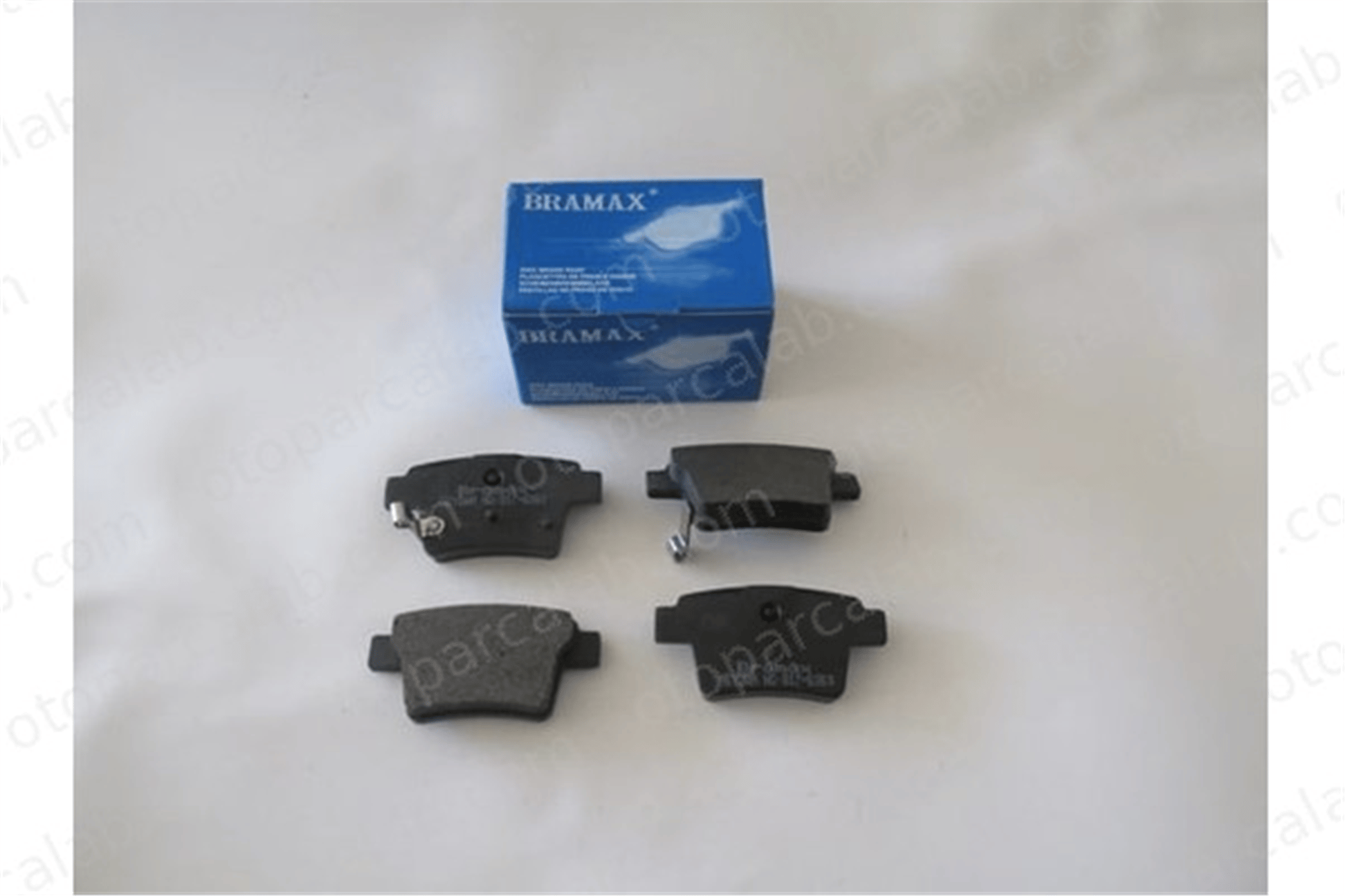 BRAMAX 816-6360A Fren Disk Balata Arka FORD MONDEO III MONDEO III Sedan 4S712M008AB 1356392