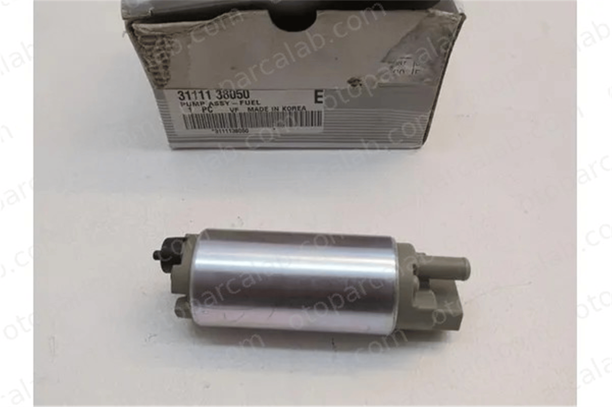 BROM HY71001 Depo Şamandırası İç Pompa TOYOTA CARINA E VI JEEP GRAND CHEROKEE I 3111007000 16141183687*