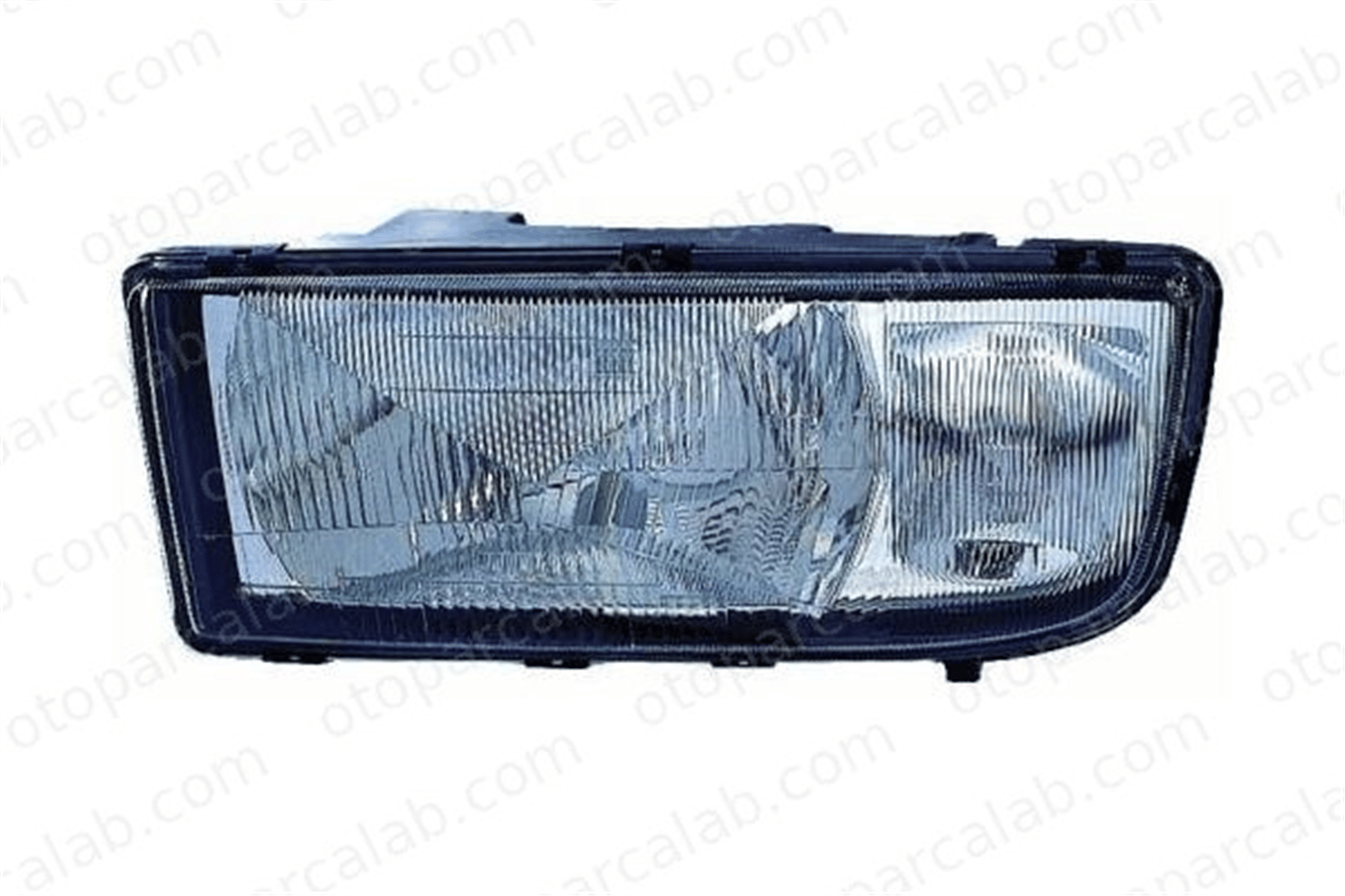 BSG 01-800-005 Far Sağ MERCEDES-BENZ AROCS ACTROS MP4 / MP5 A9418202661 9418202661