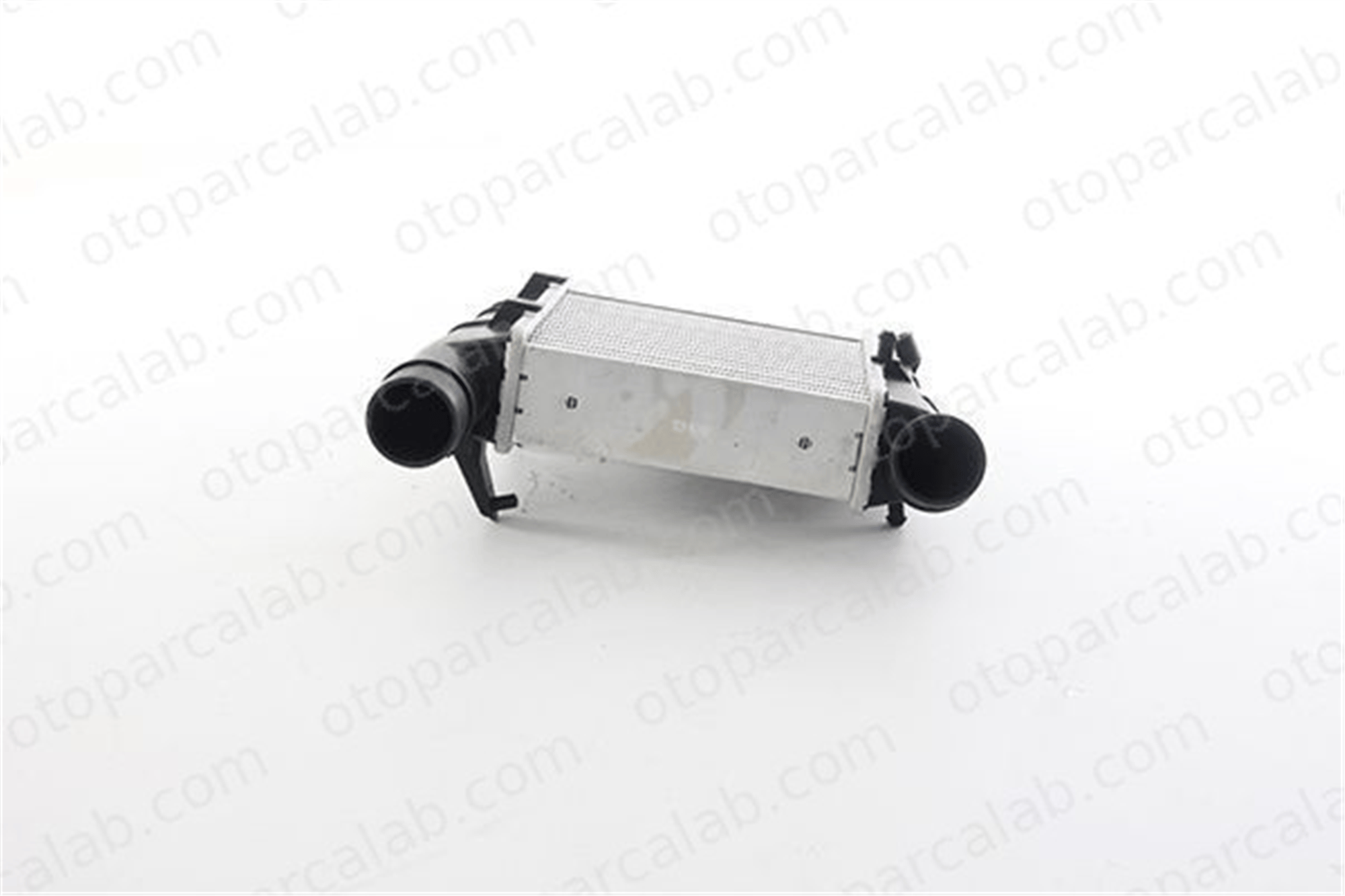 BSG 11-535-005 Turbo Radyatörü AUDI A4 B7 A4 B7 Avant 8E0145805AA 8E0145805T