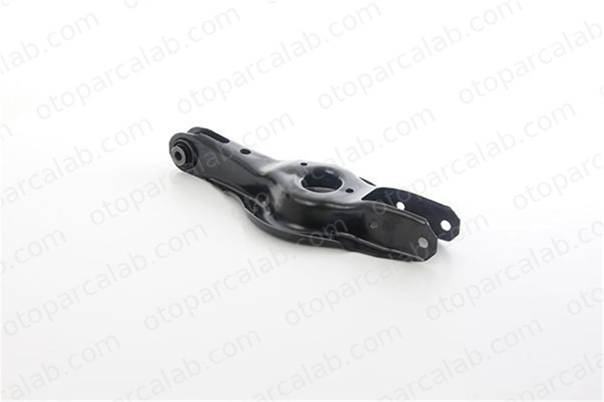 BSG 15-315-174 Salıncak Arka Alt Sağ veya Sol BMW 1 3 33326867540 6867540