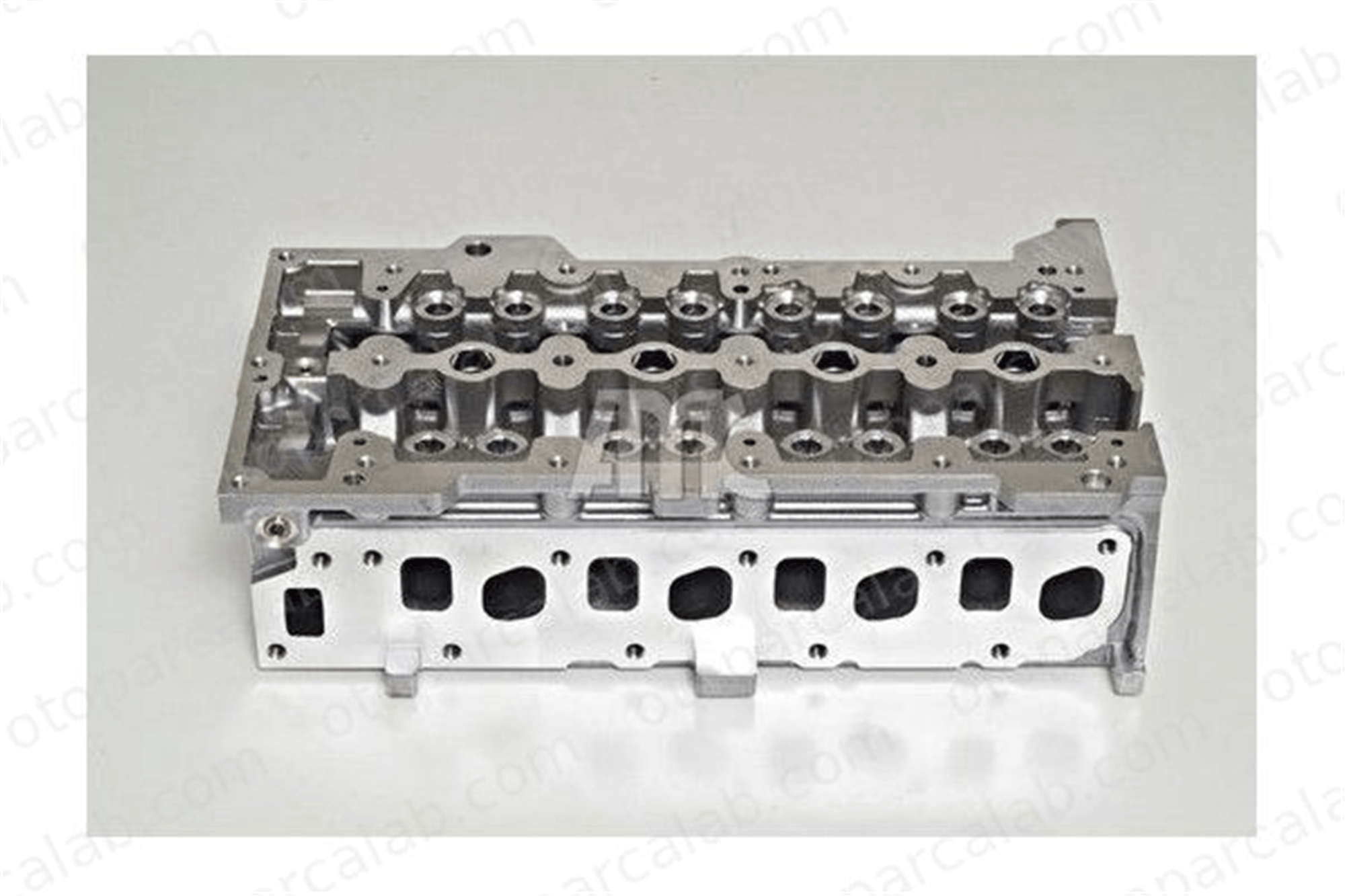 BSG 25-112-002 Silindir Kapağı FIAT DOBLO Kasa/büyük limuzin DOBLO MPV 71729497 71739601