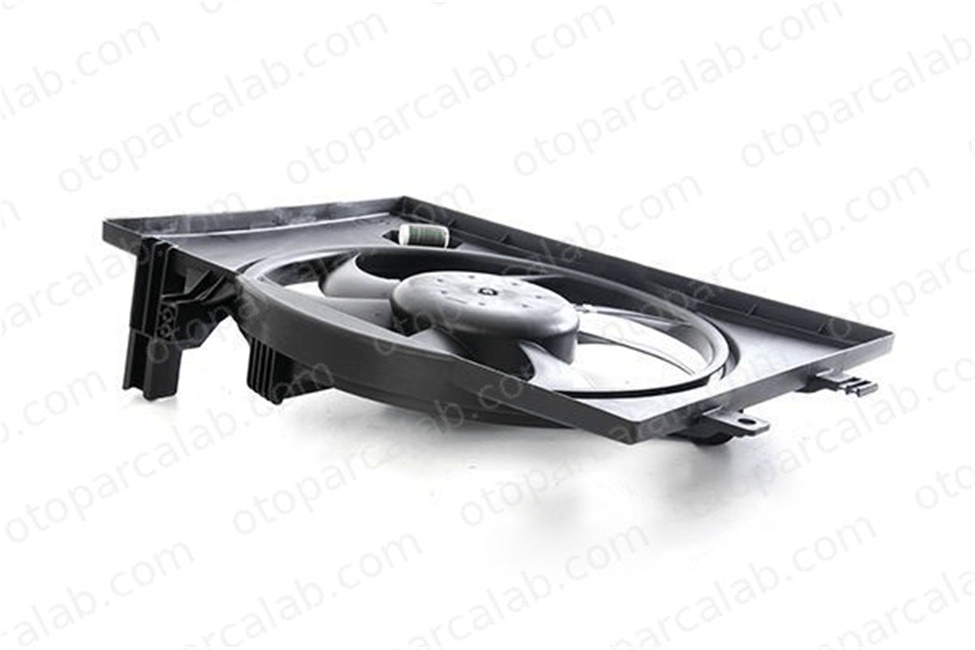 BSG 25-510-006 Radyatör Fan ve Motoru FIAT DOBLO MPV PALIO 46799284