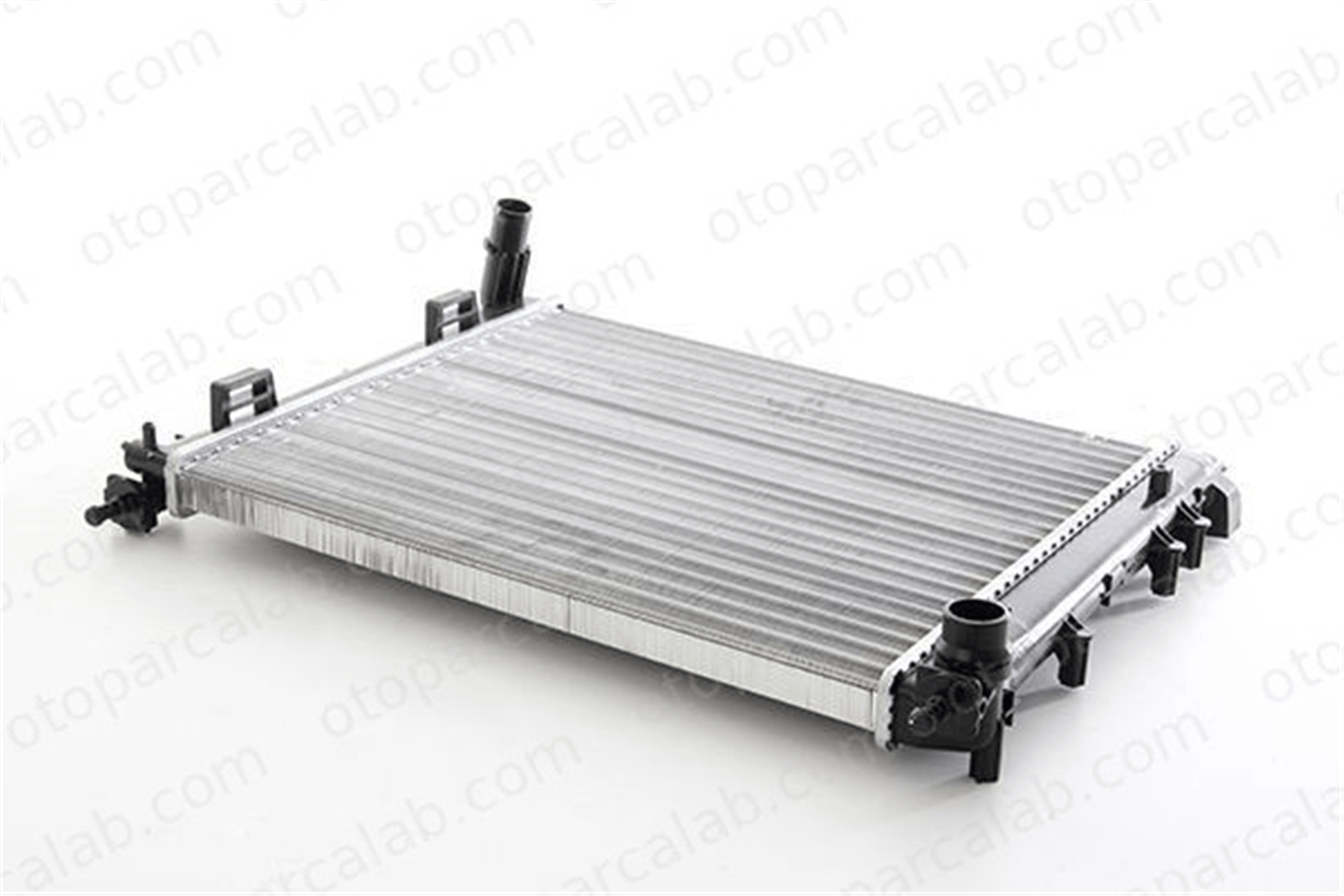 BSG 25-520-038 Su Radyatörü FIAT 500 500 C 994879059948859150030339242577220 51835026