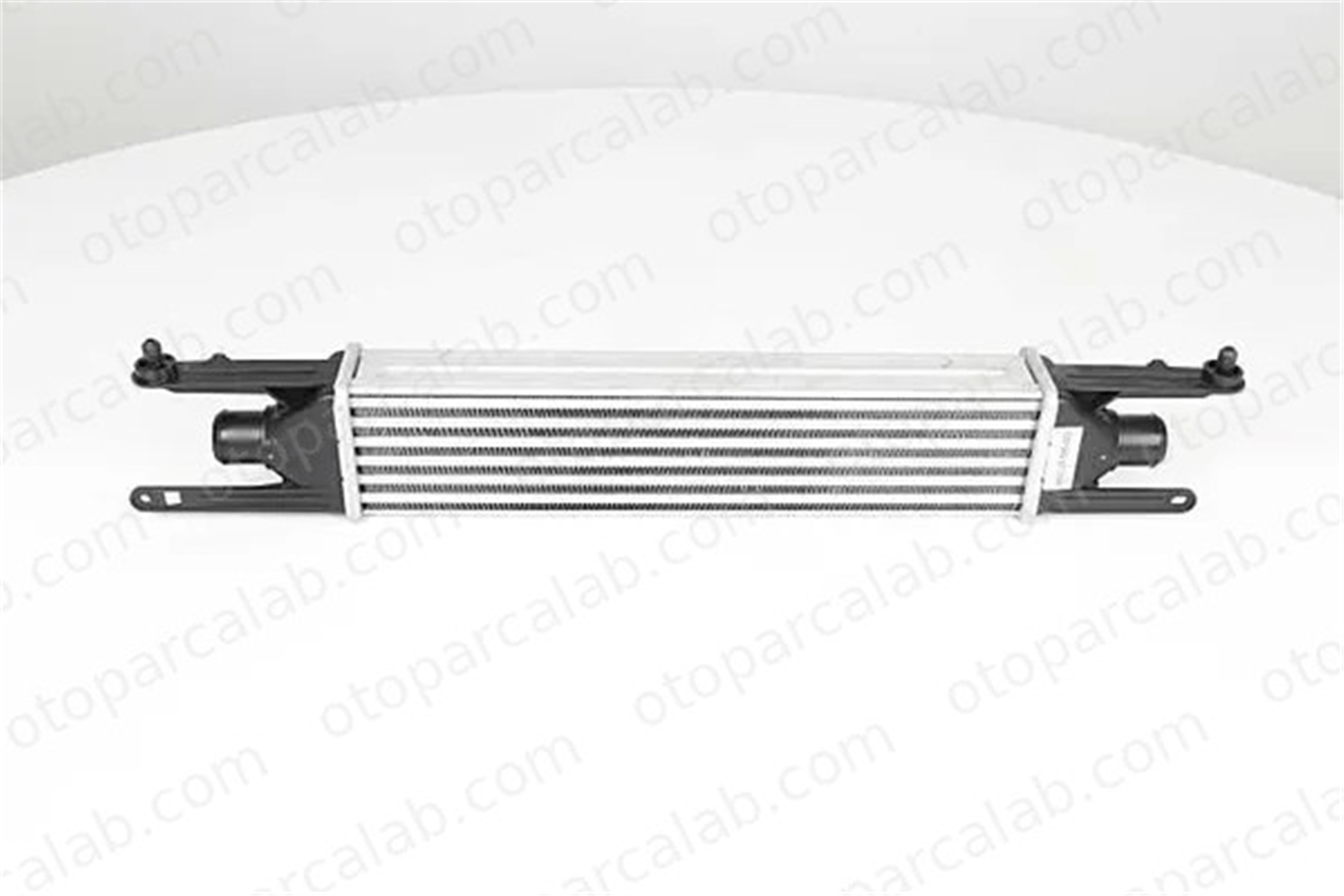 BSG 25-535-003 Turbo Radyatörü ALFA ROMEO MITO FIAT PUNTO EVO 51837369 50540161